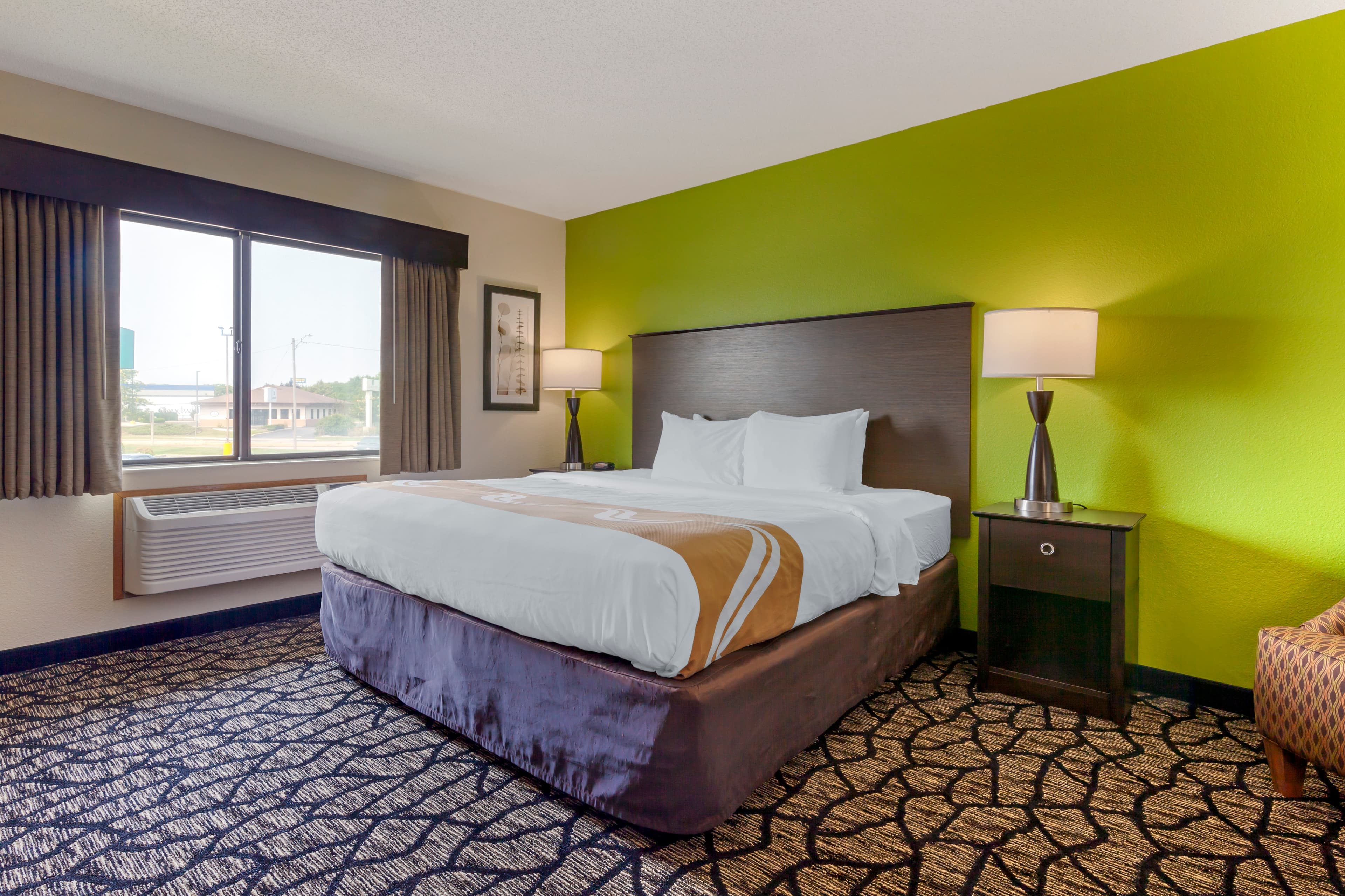 Quality Inn Oshkosh Aviation Park — 17