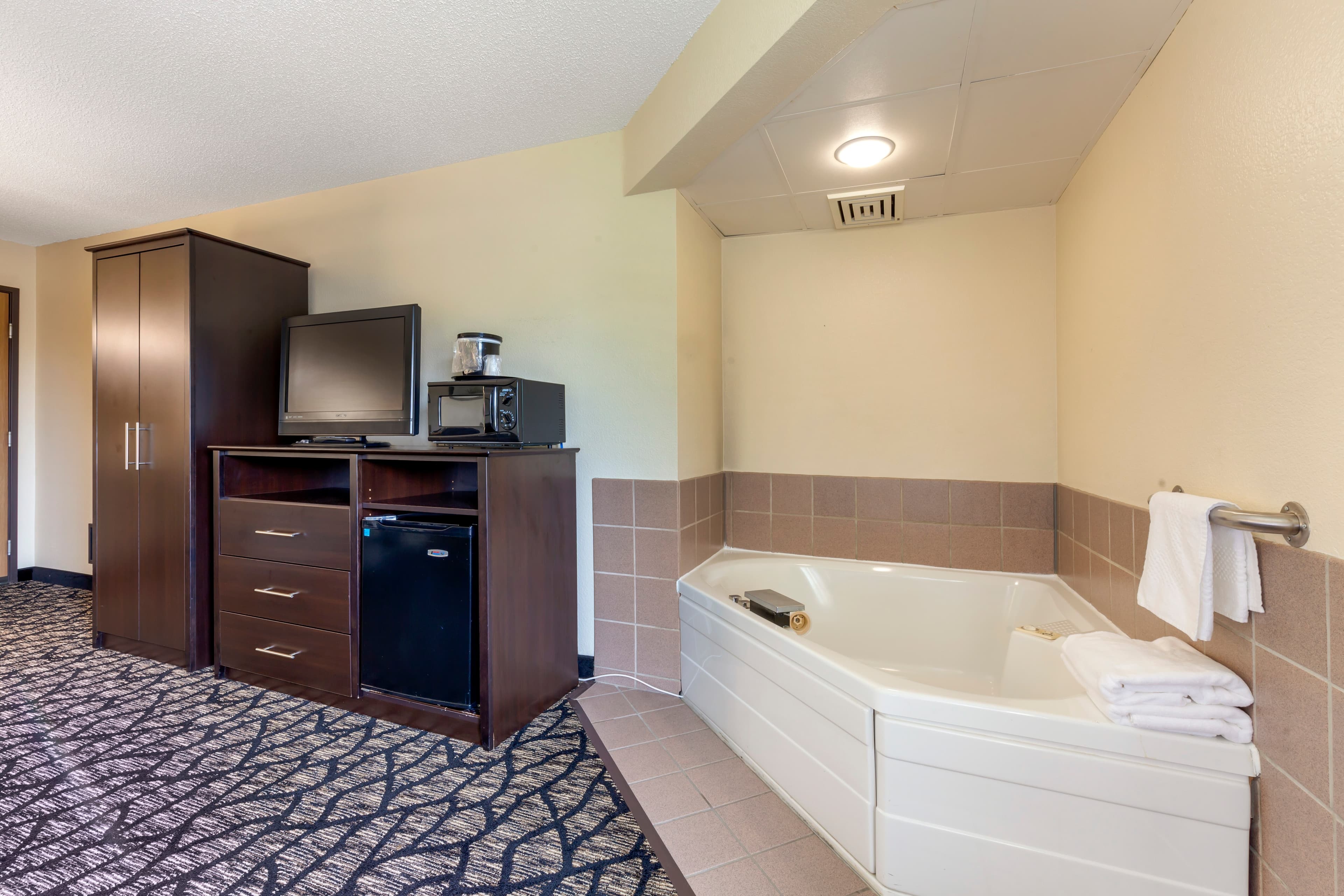 Quality Inn Oshkosh Aviation Park — 19