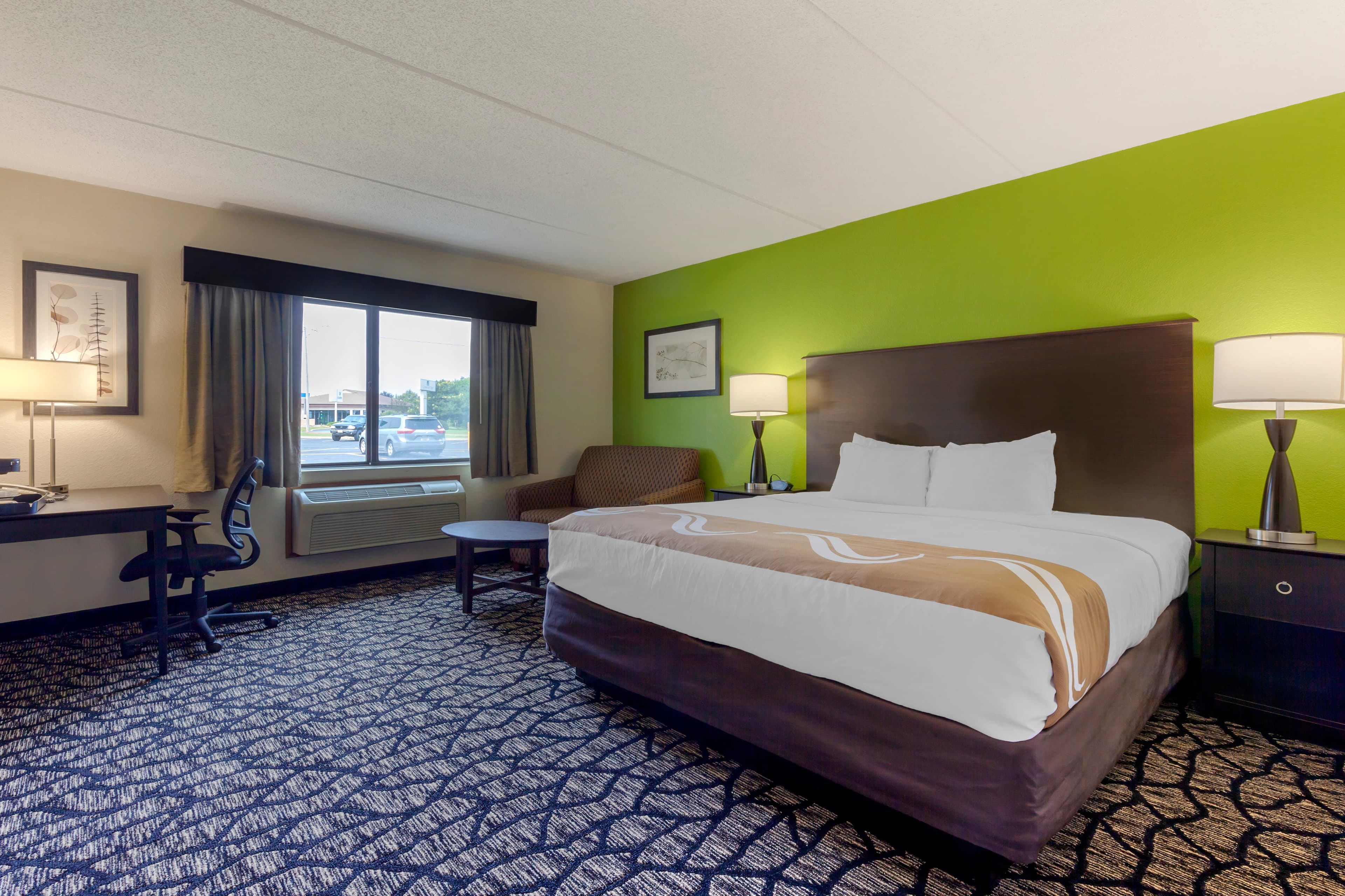 Quality Inn Oshkosh Aviation Park — 27