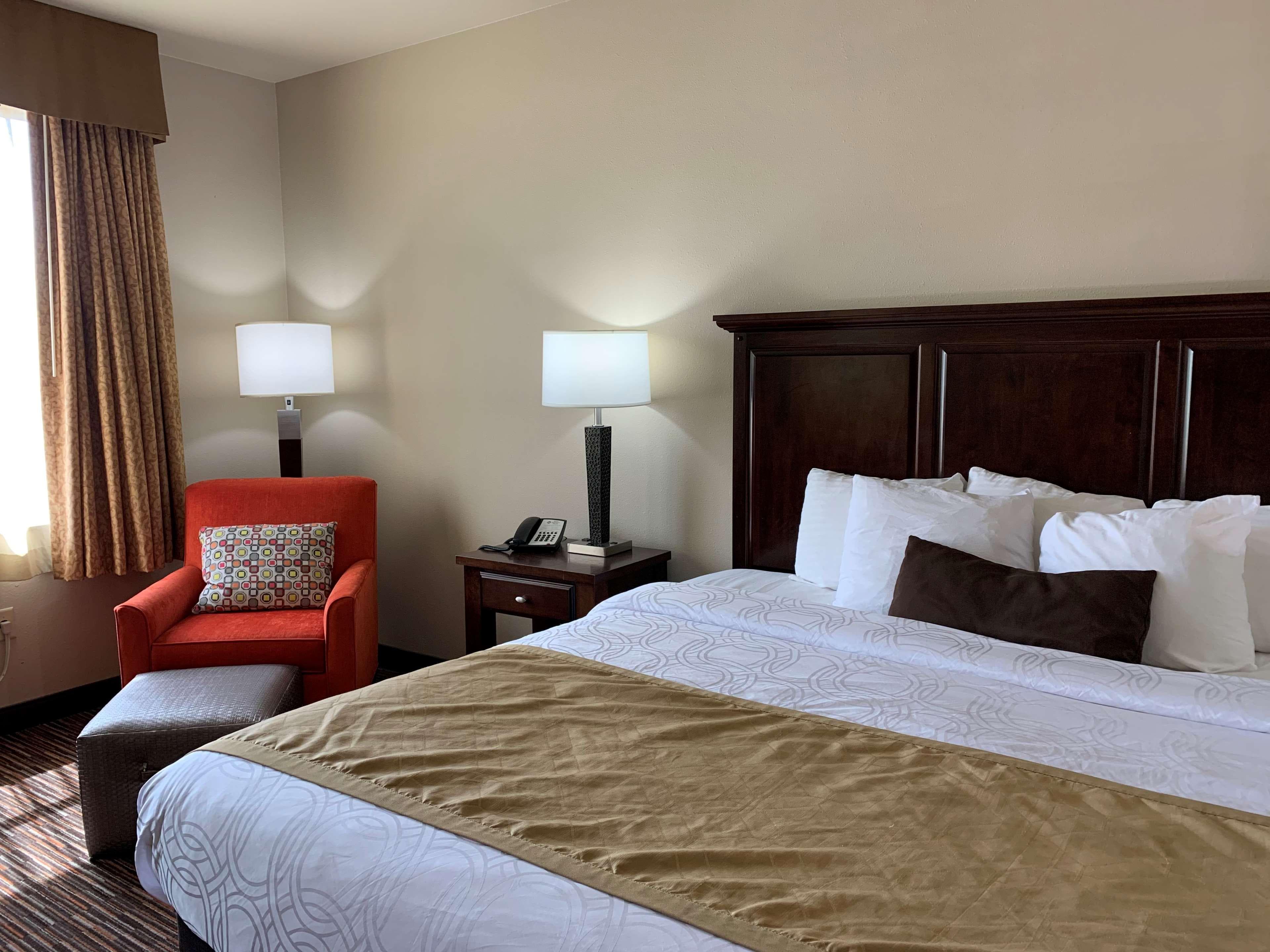 Radisson Hotel River Falls - Image 3