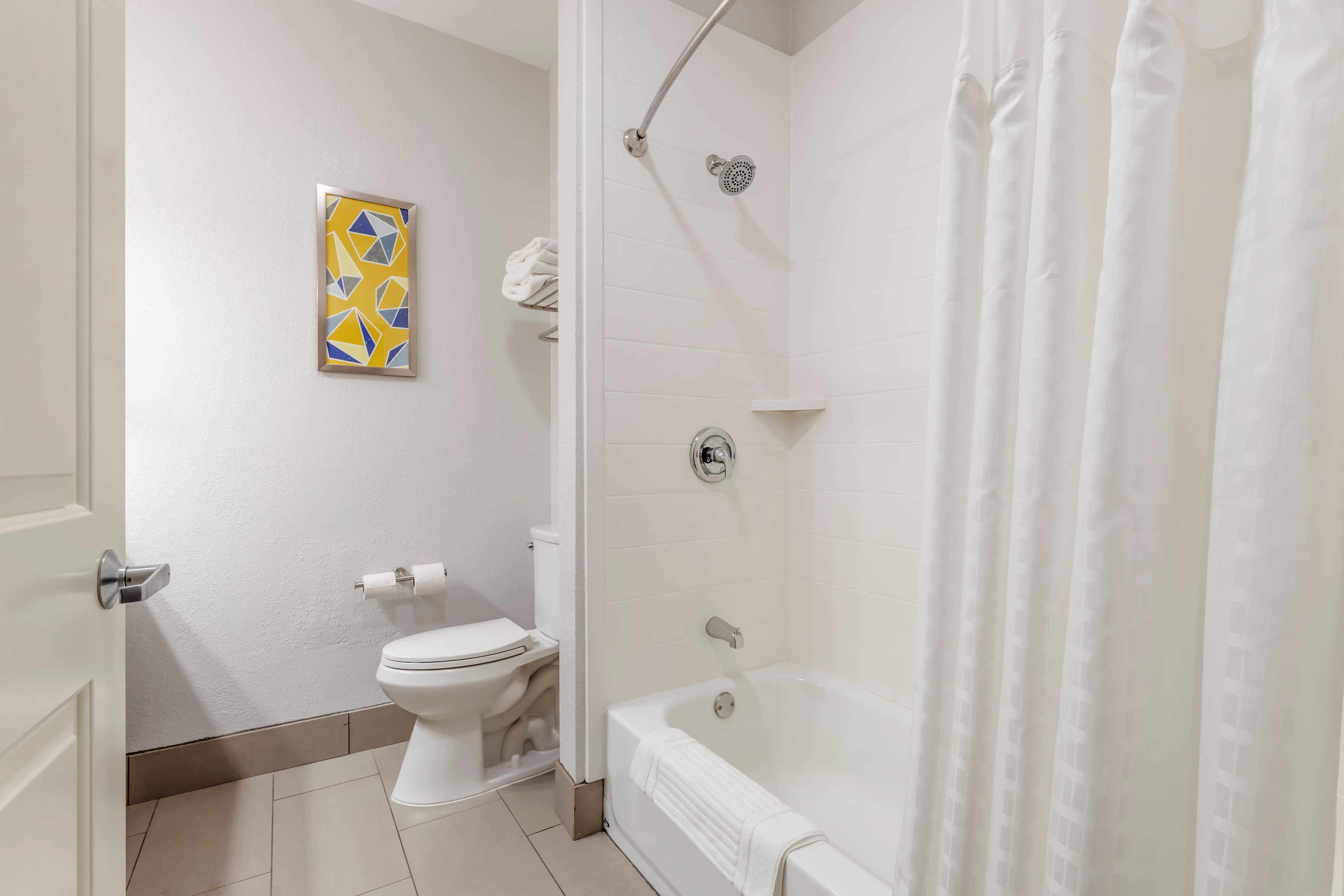Comfort Inn & Suites New Lisbon — 9