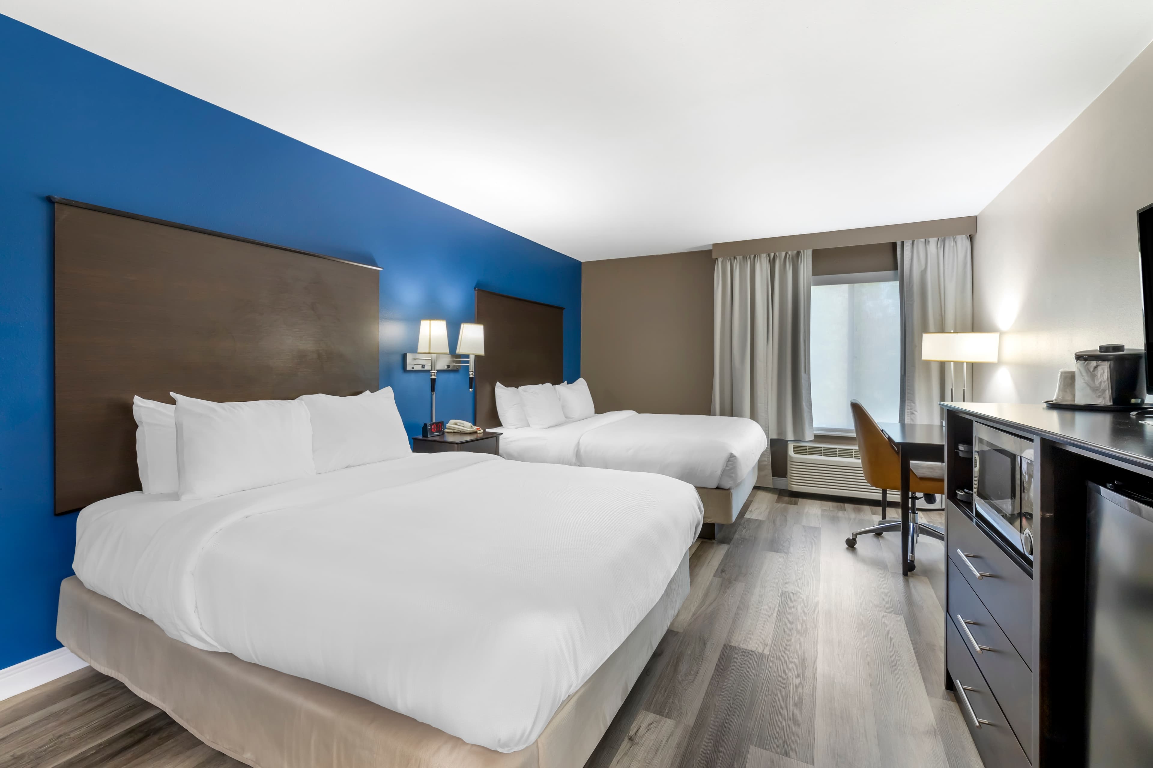 Comfort Inn & Suites New Lisbon — 14