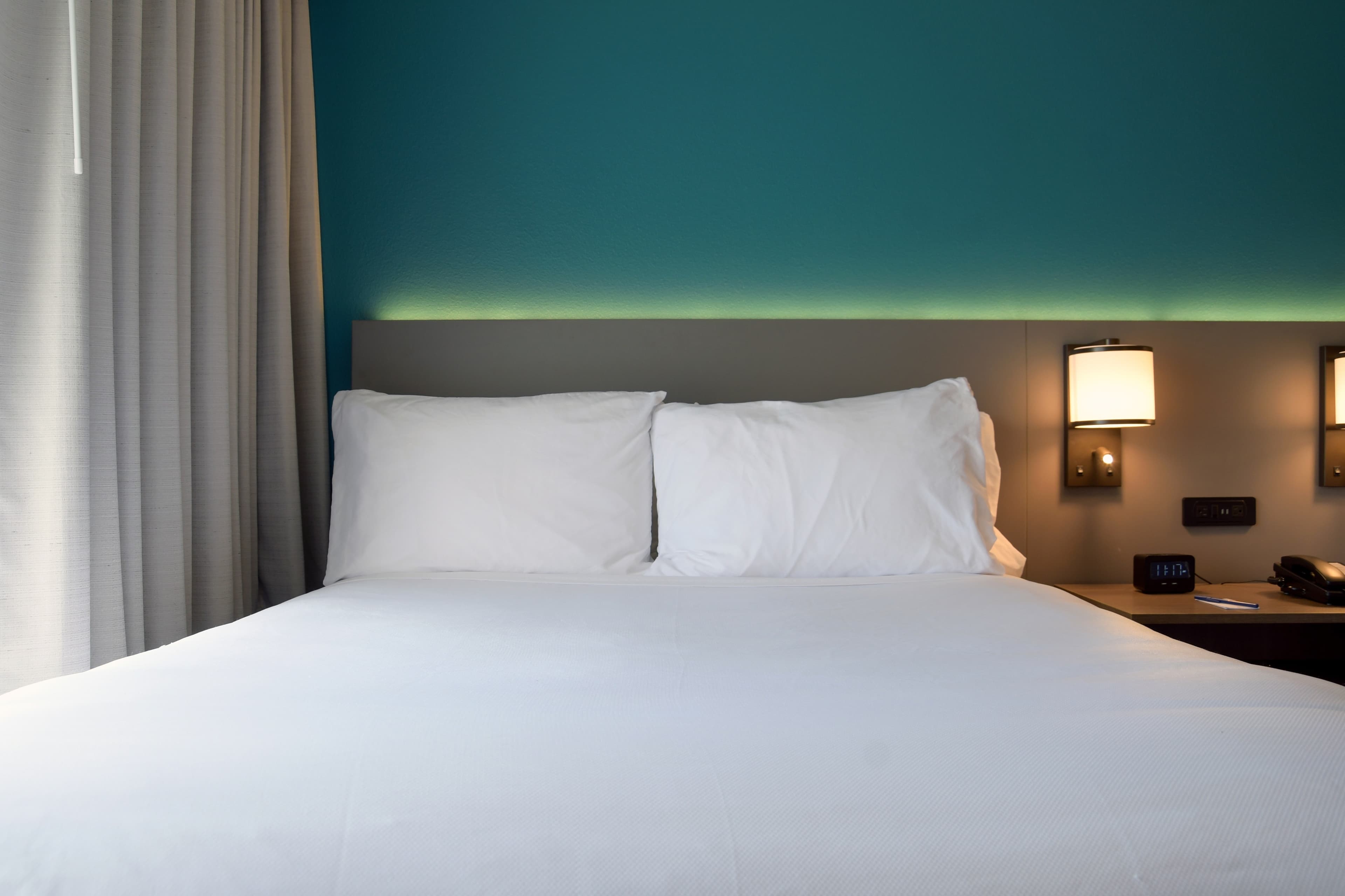 Comfort Inn & Suites NW Milwaukee — 4