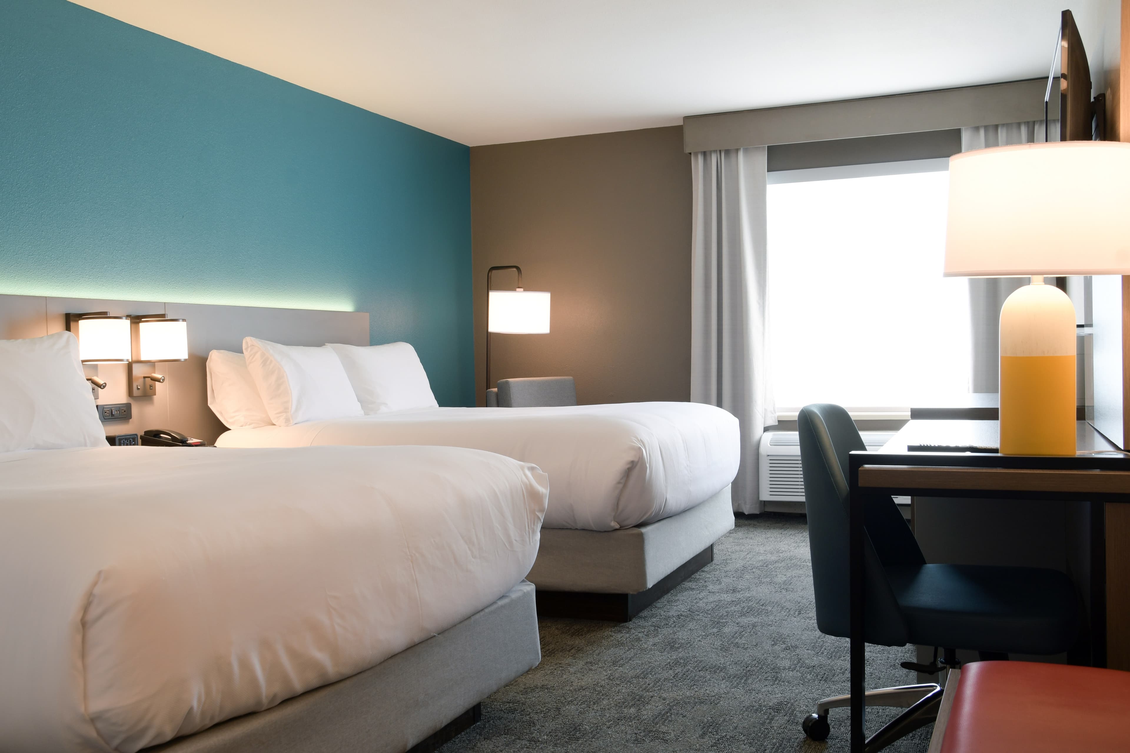 Comfort Inn & Suites NW Milwaukee — 18