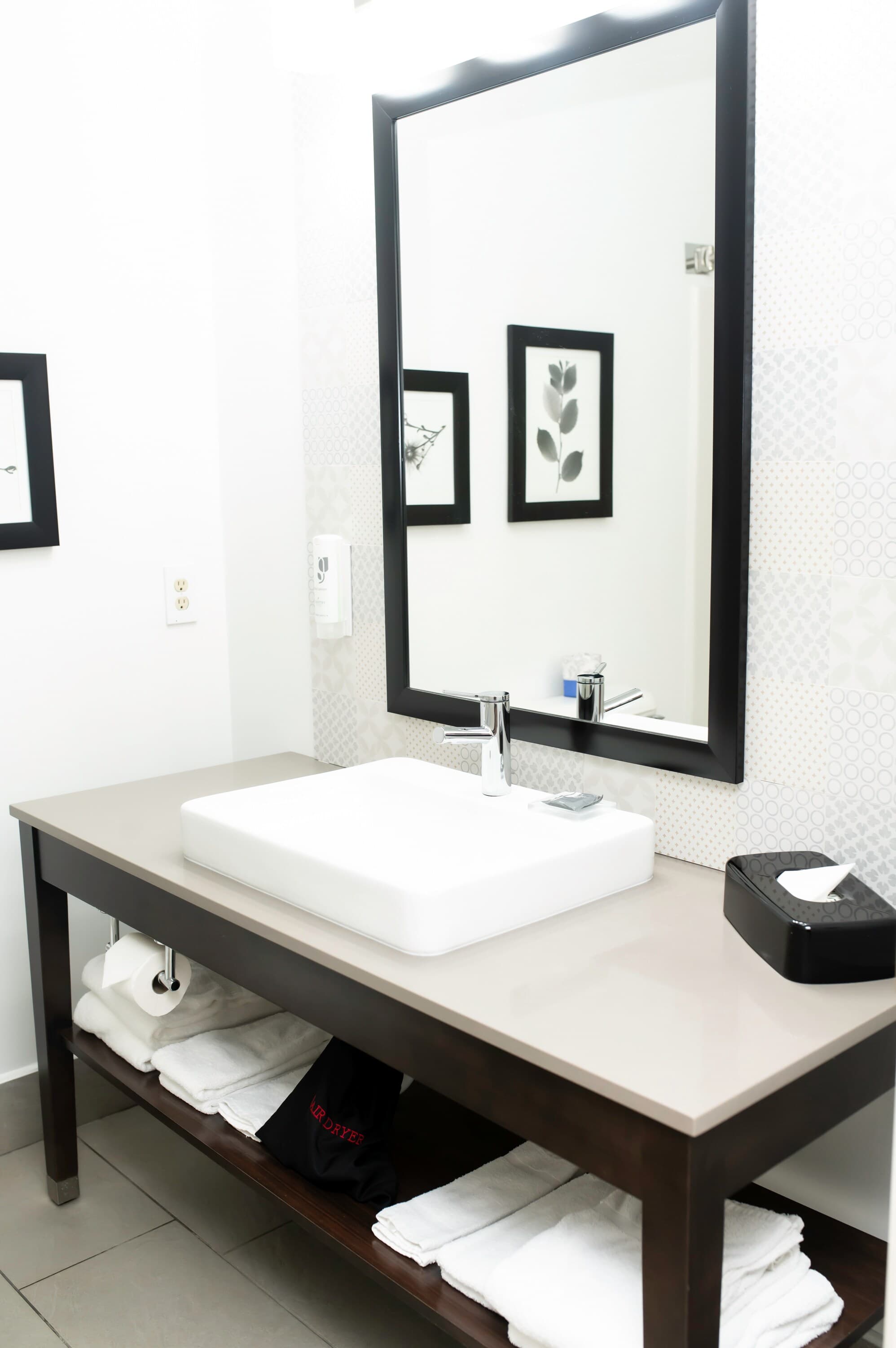 Country Inn & Suites by Radisson, Prairie du Chien — 9