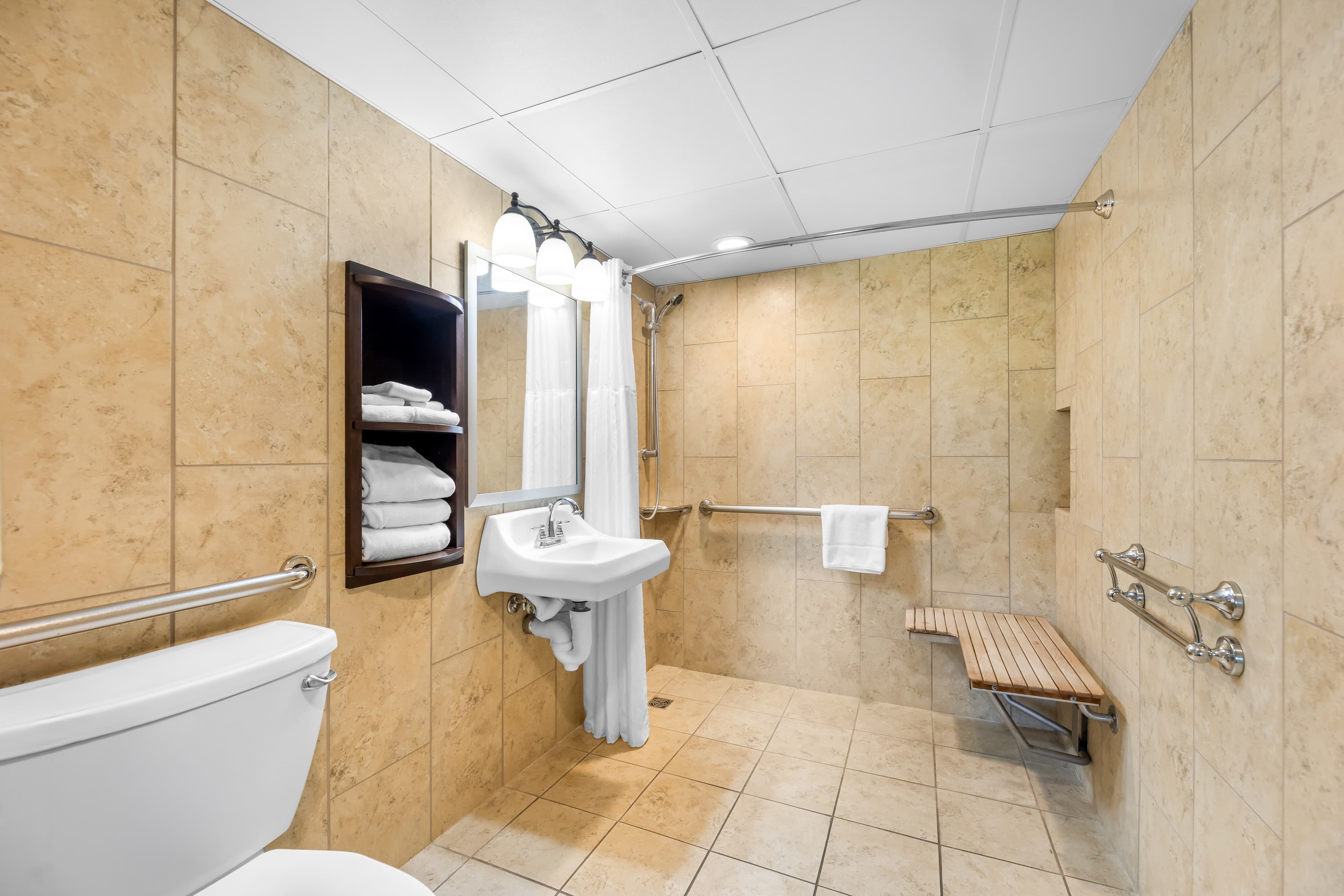 Radisson Hotel La Crosse — 16