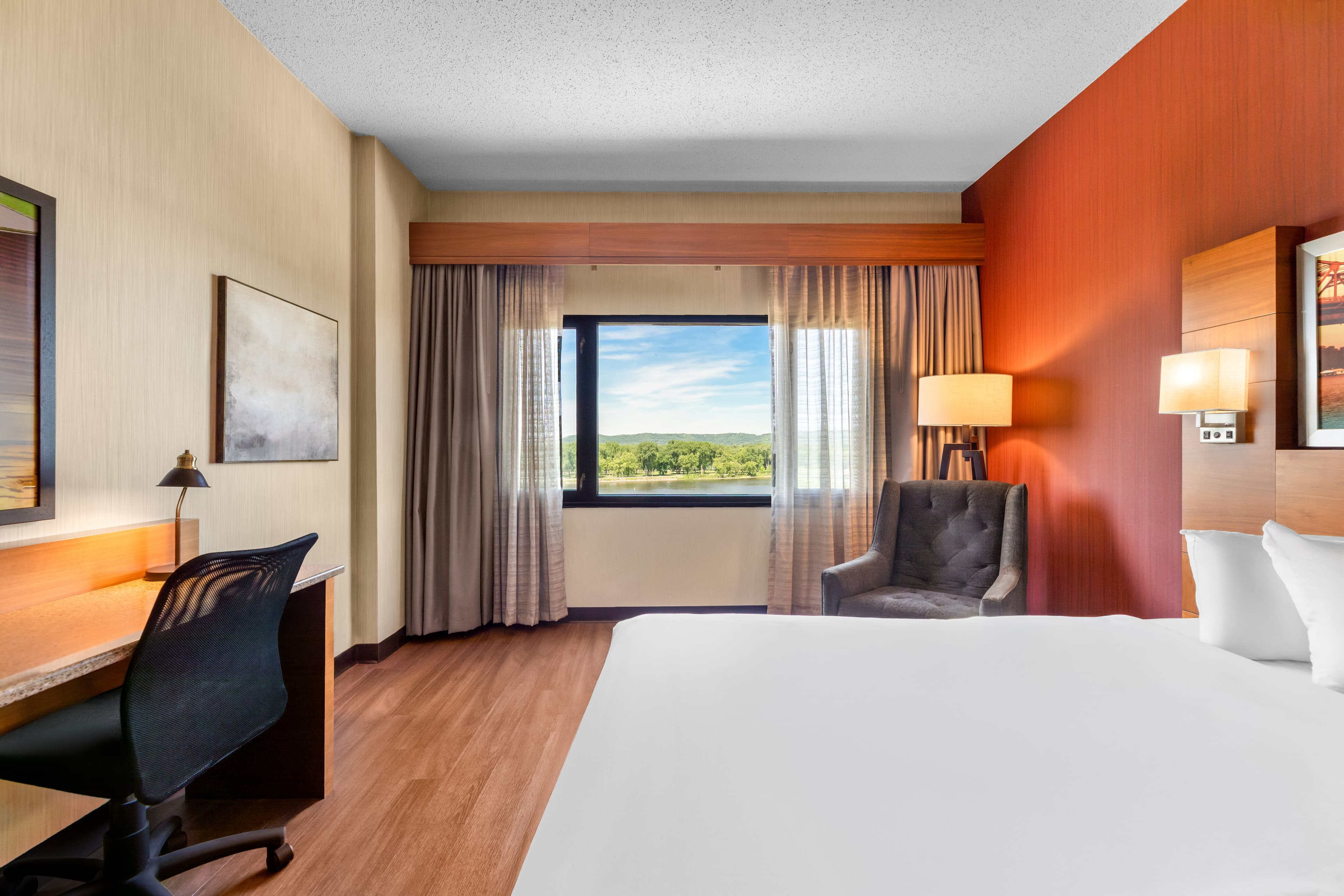 Radisson Hotel La Crosse — 19