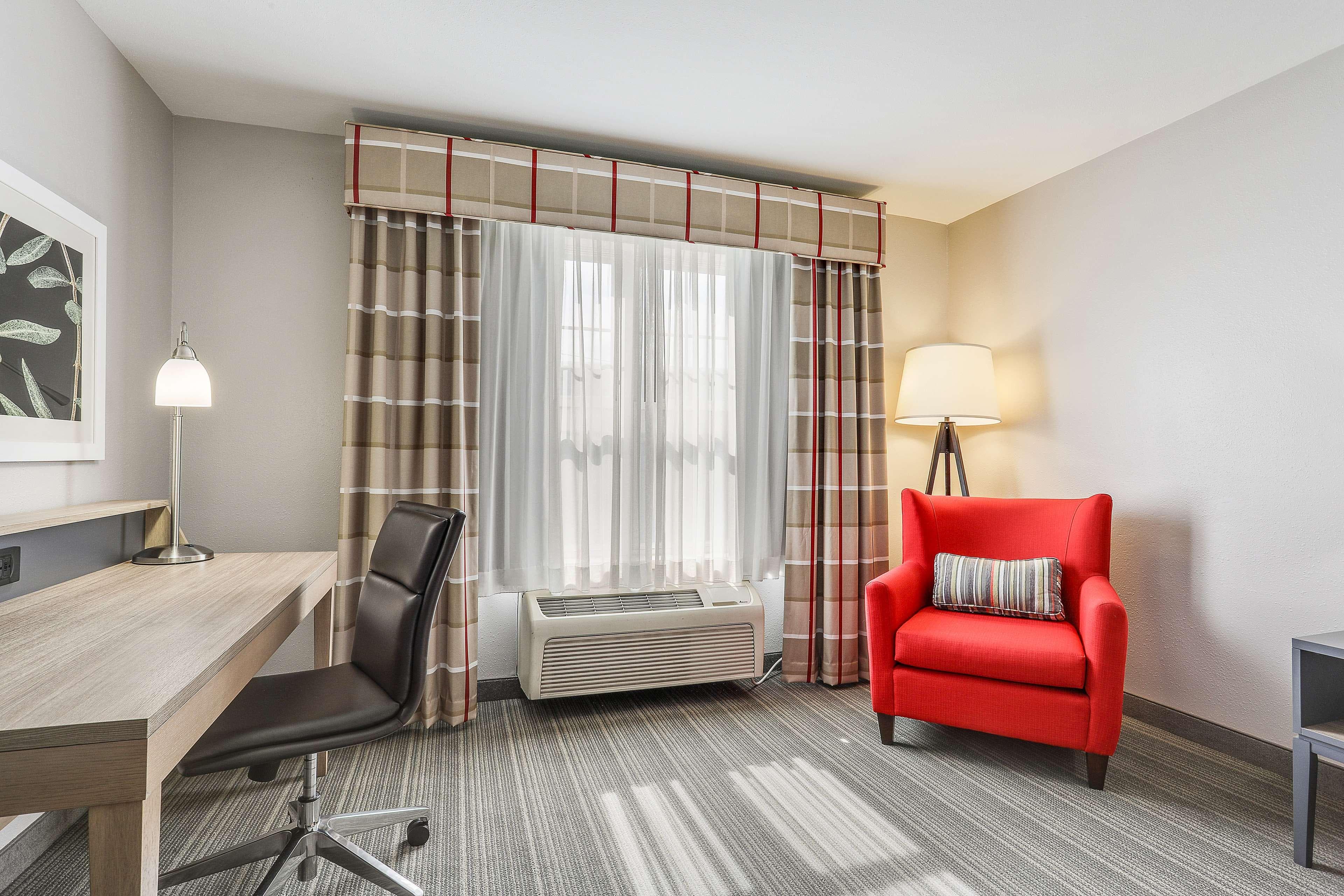 Country Inn & Suites by Radisson, Green Bay, WI — 8