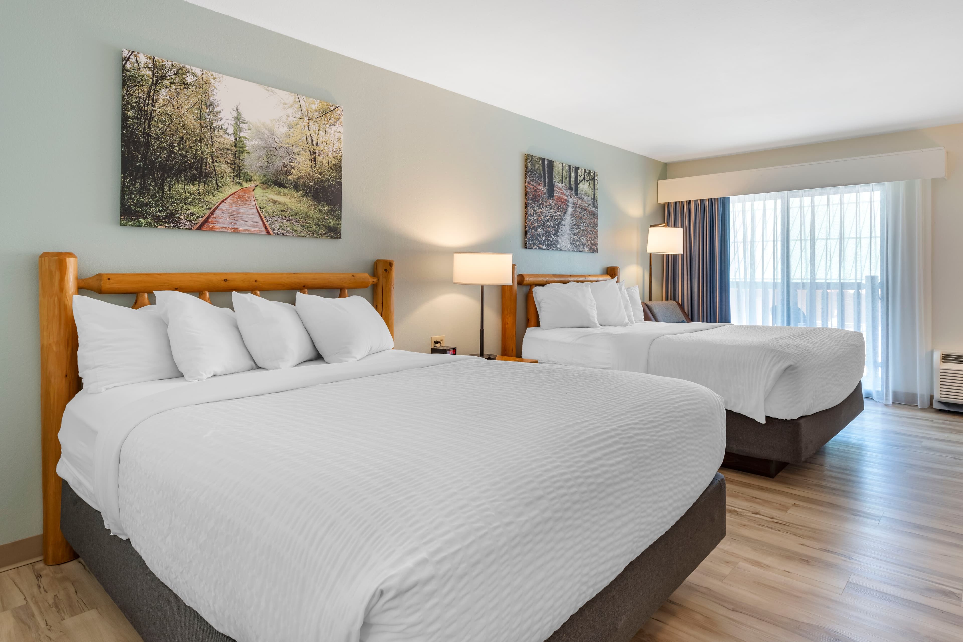 Three Bears Waterpark Resort Near Tomah, Ascend Collection Hotel — 8
