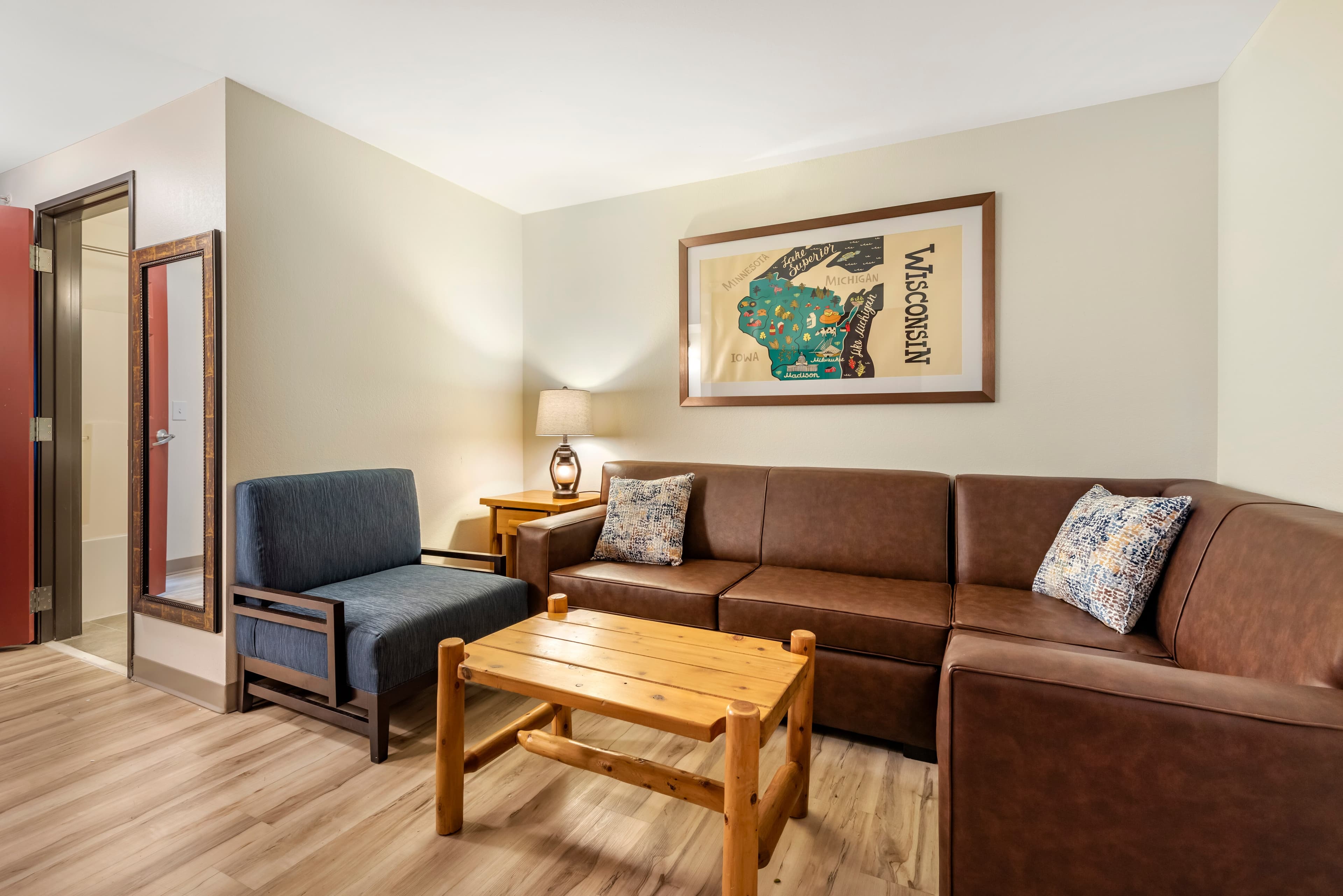 Three Bears Waterpark Resort Near Tomah, Ascend Collection Hotel — 30