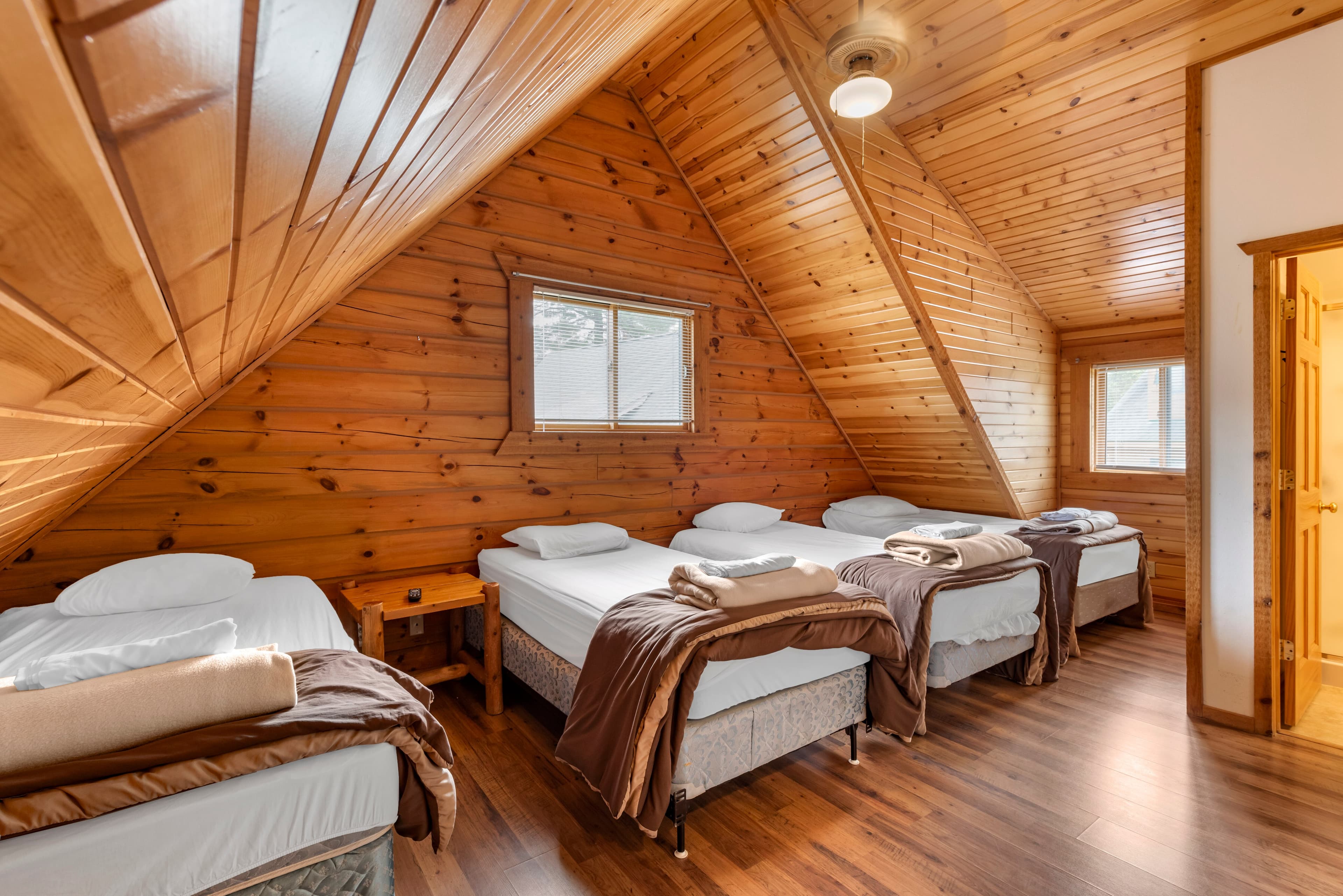 Three Bears Waterpark Resort Near Tomah, Ascend Collection Hotel — 42