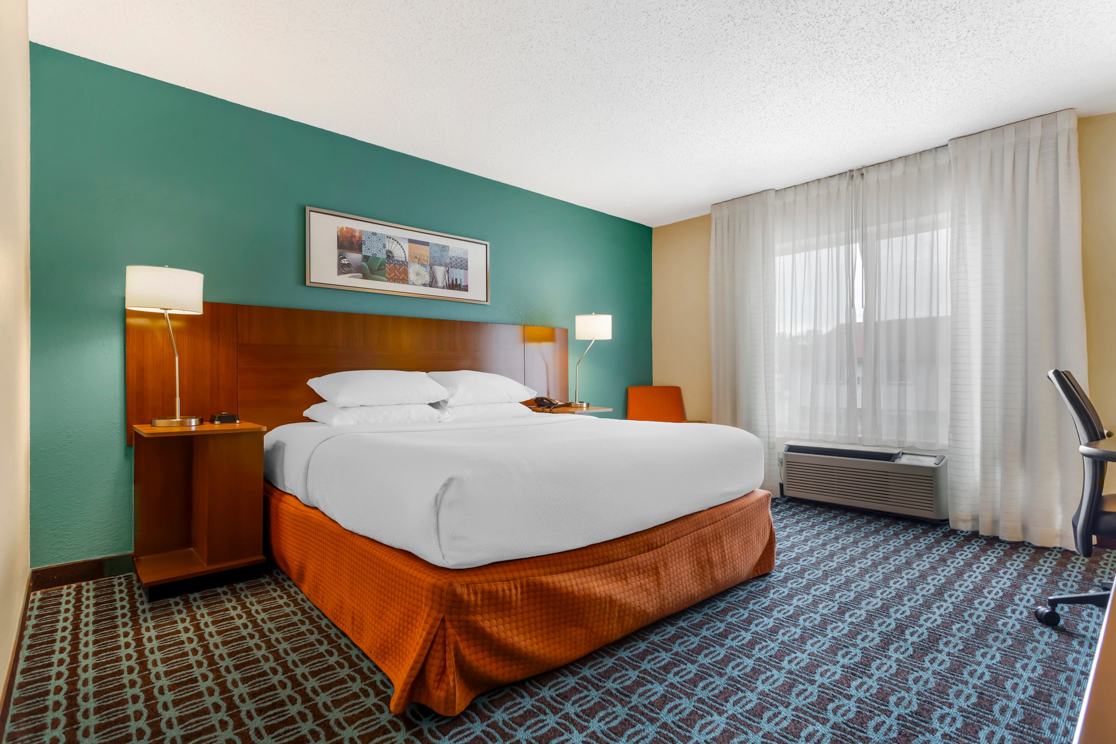 Comfort Inn & Suites Green Bay Stadium Area - Image 2