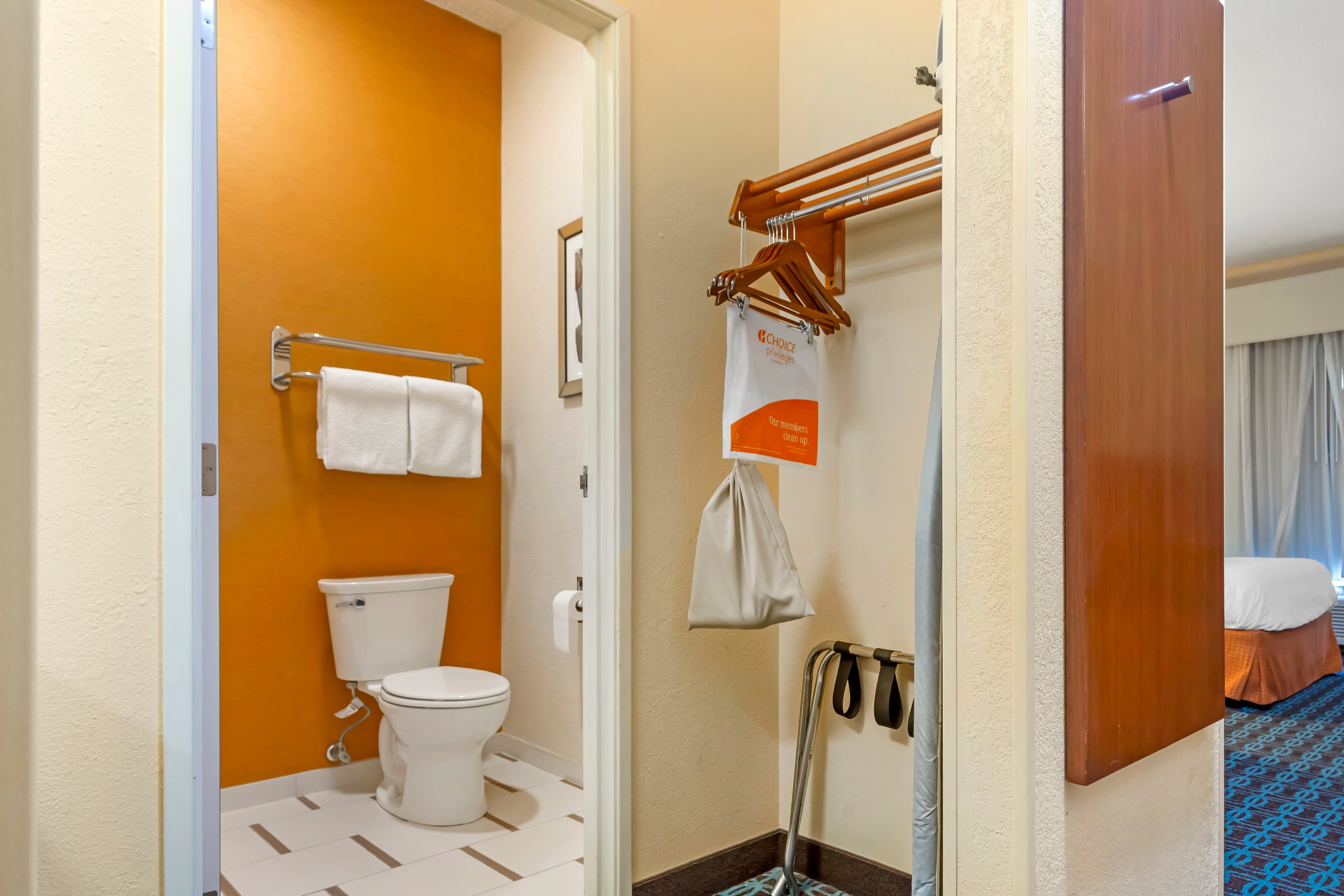 Comfort Inn & Suites Green Bay Stadium Area - Image 5