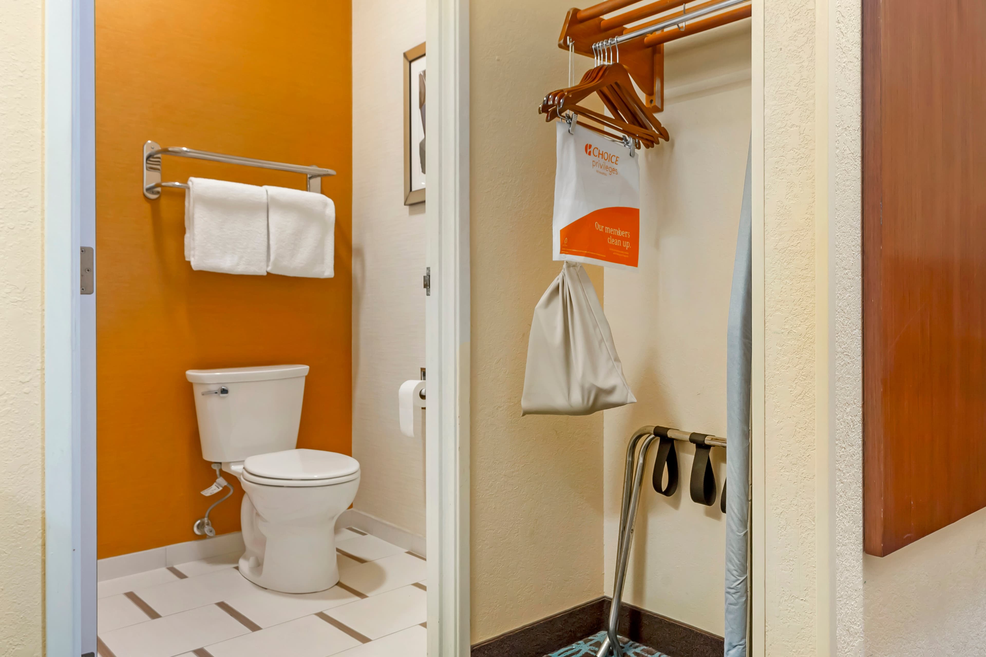Comfort Inn & Suites Green Bay Stadium Area — 8