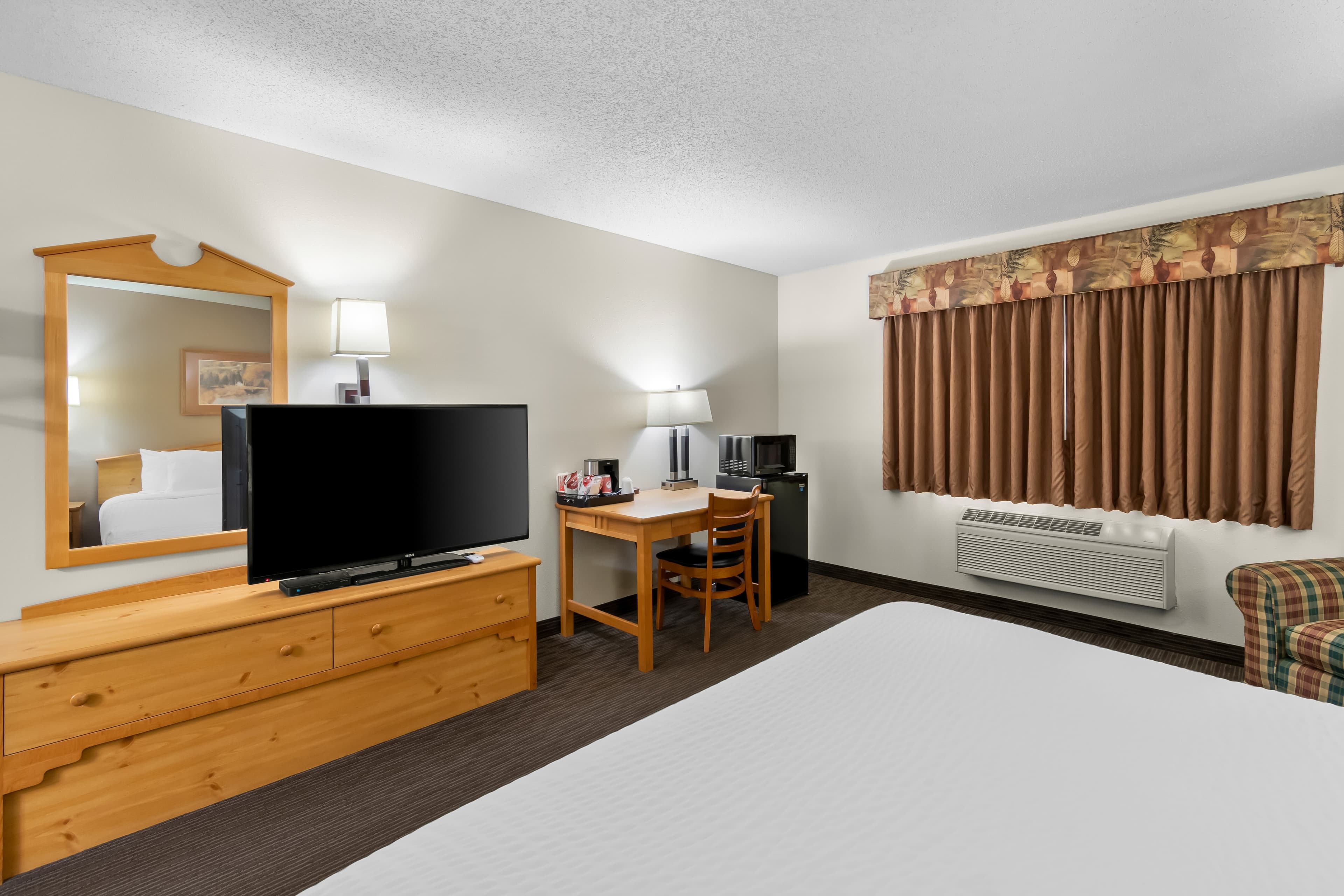 Quality Inn Ladysmith — 8