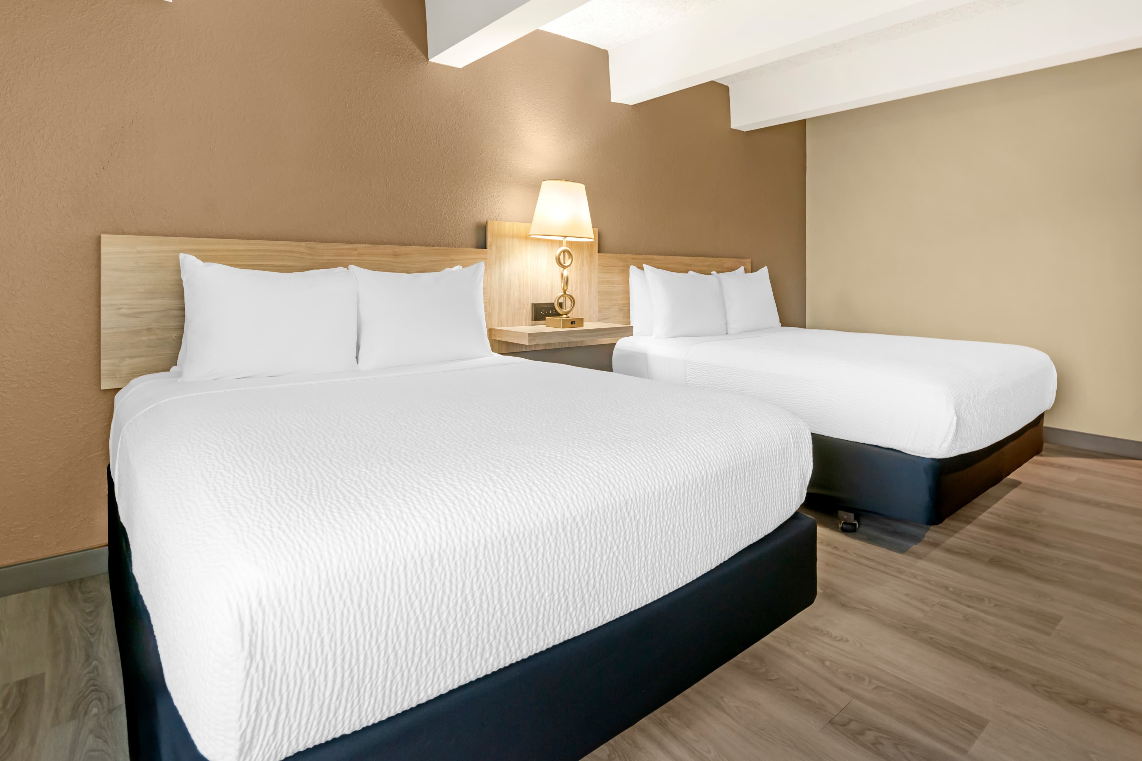 Fairway Inn and Suites — 19