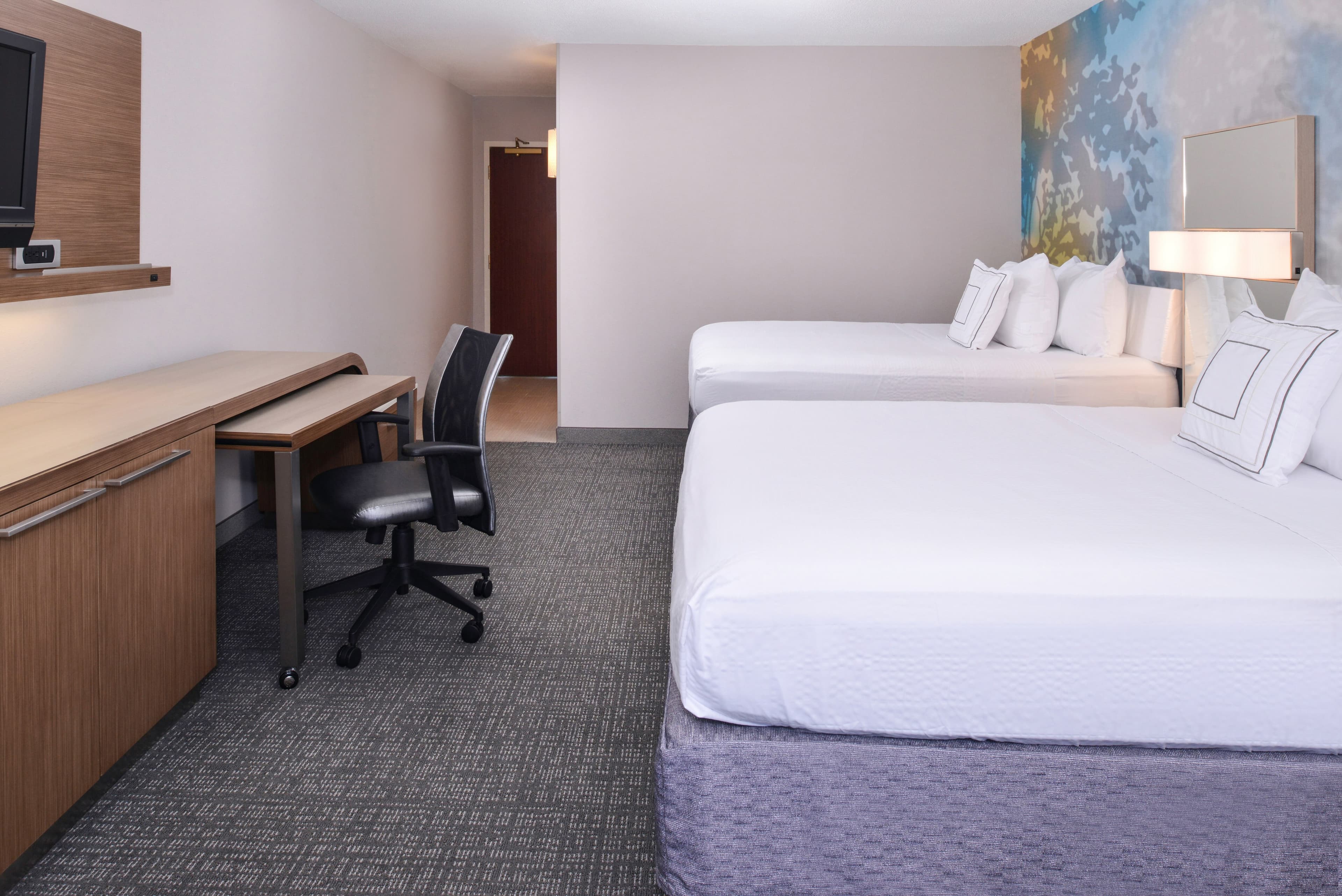 Country Inn & Suites by Radisson, Brown Deer - Milwaukee North — 7