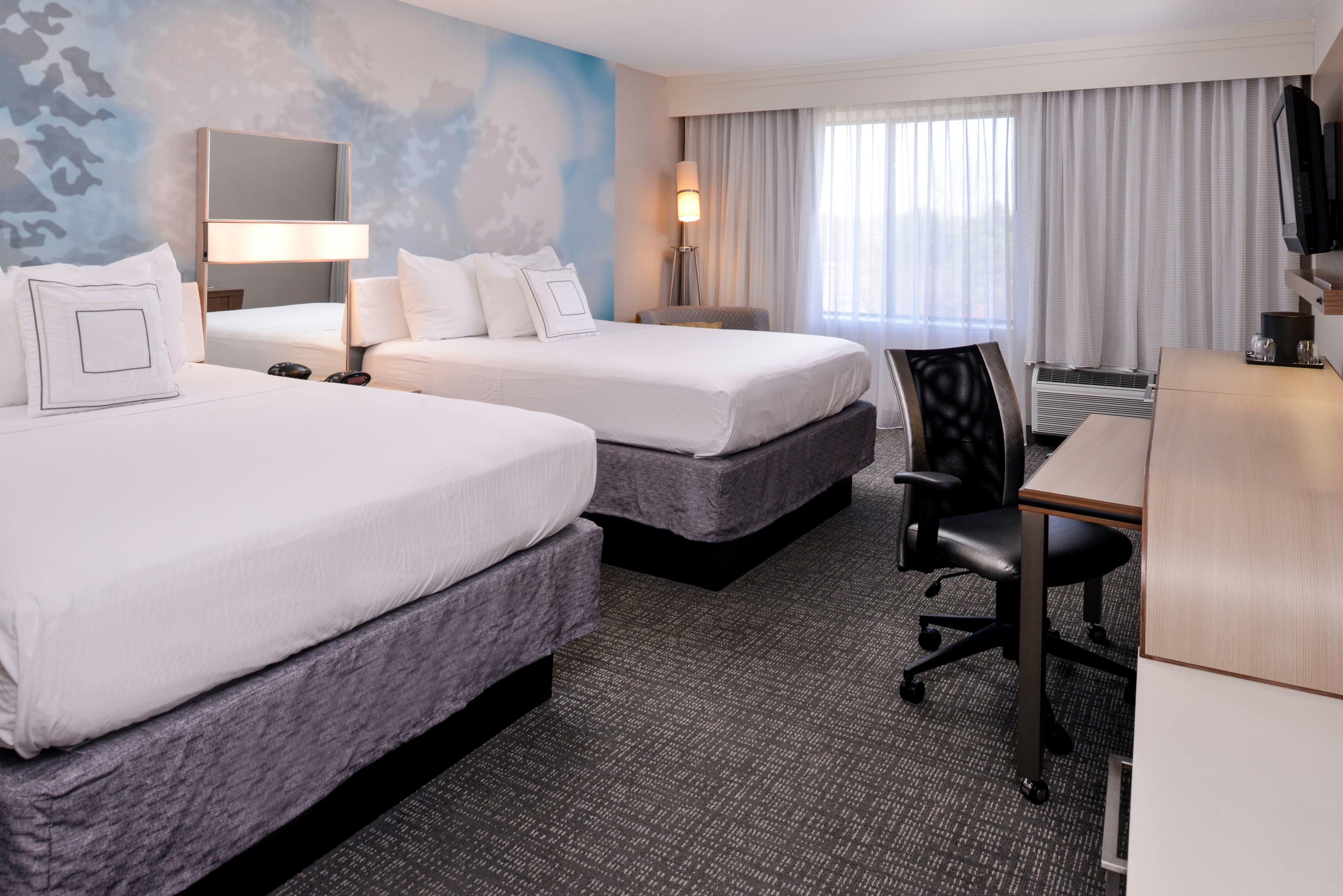 Country Inn & Suites by Radisson, Brown Deer - Milwaukee North — 8