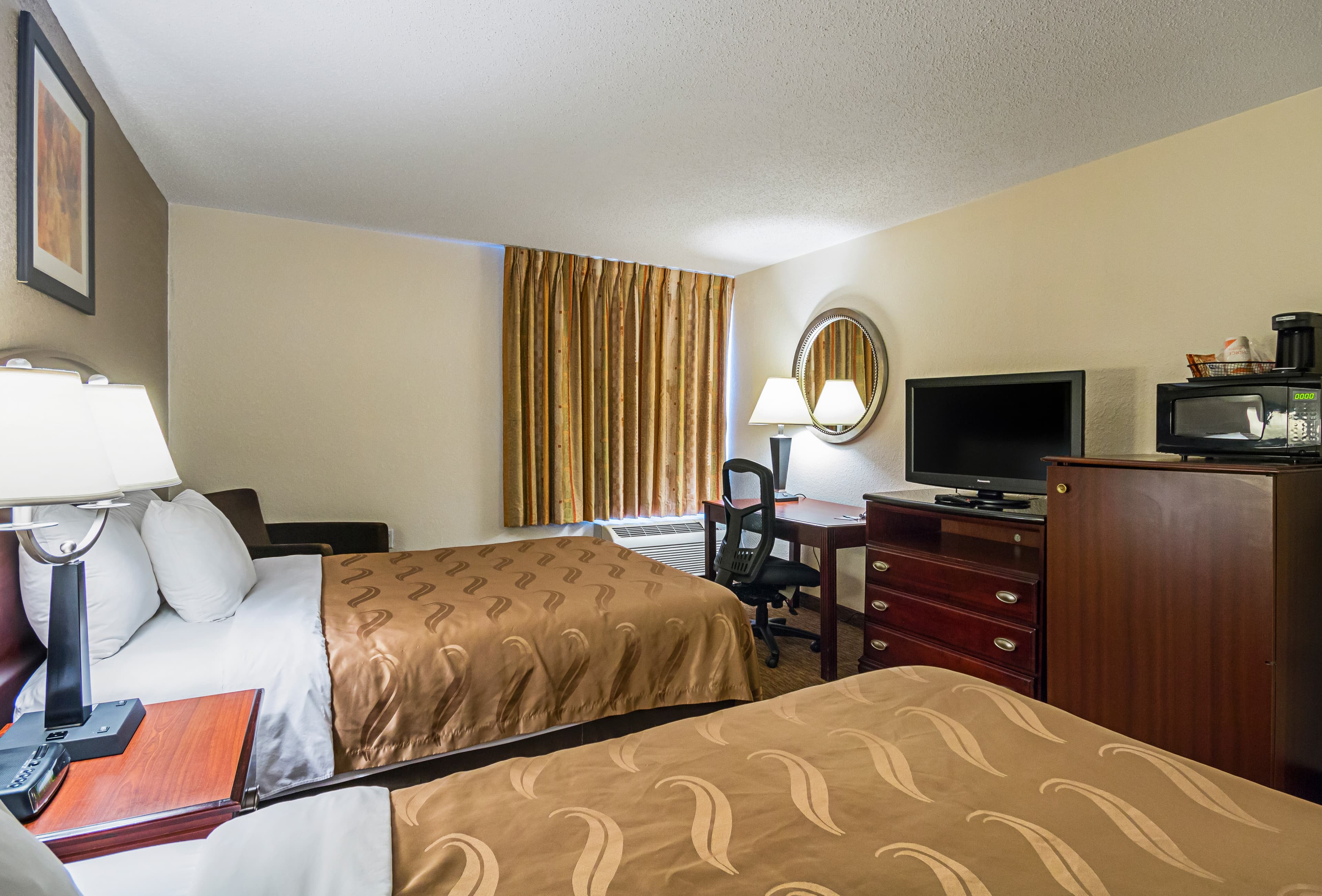 Quality Inn Fairmont — 33