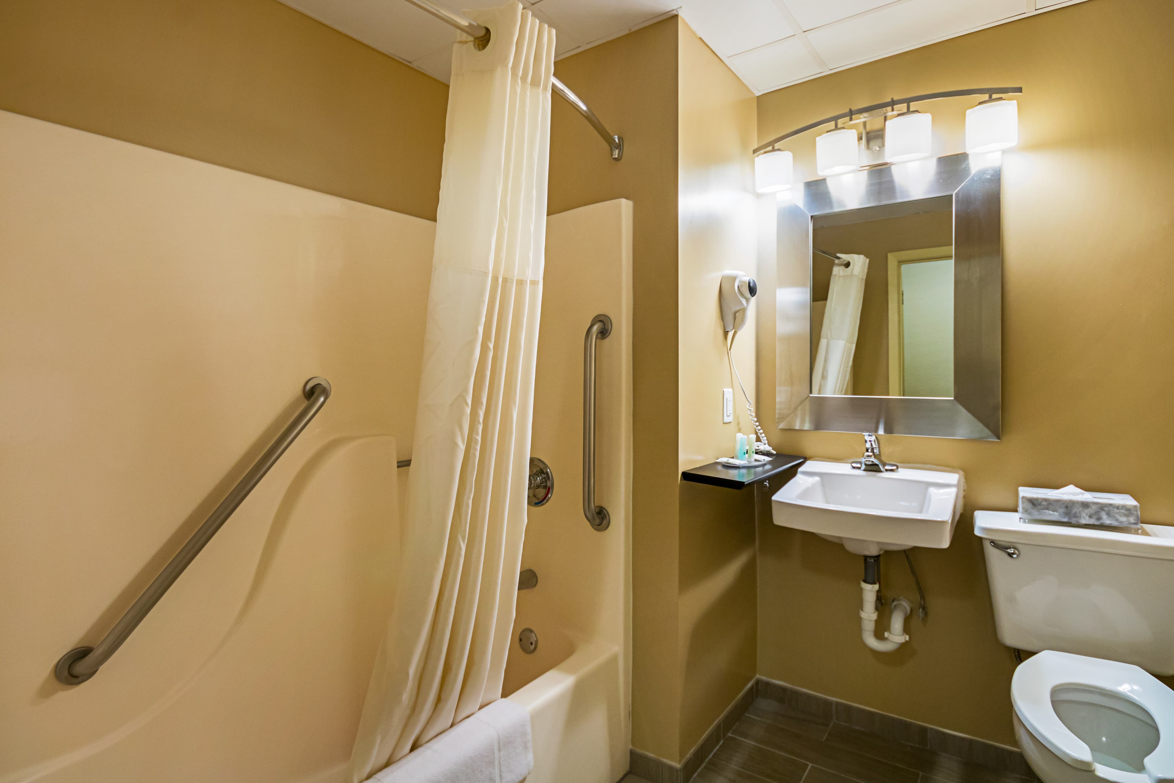Quality Inn Fairmont — 35