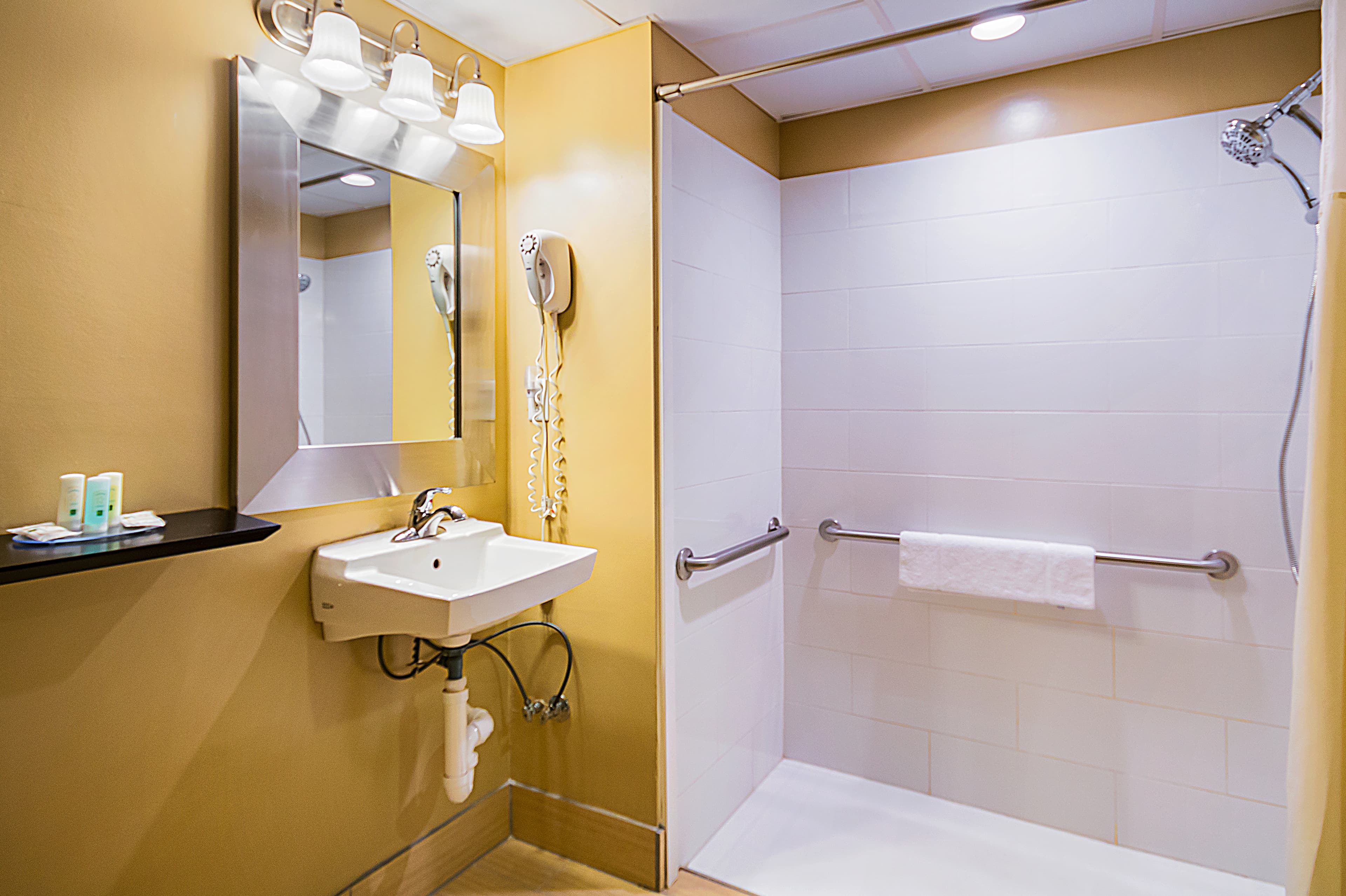 Quality Inn Fairmont — 44