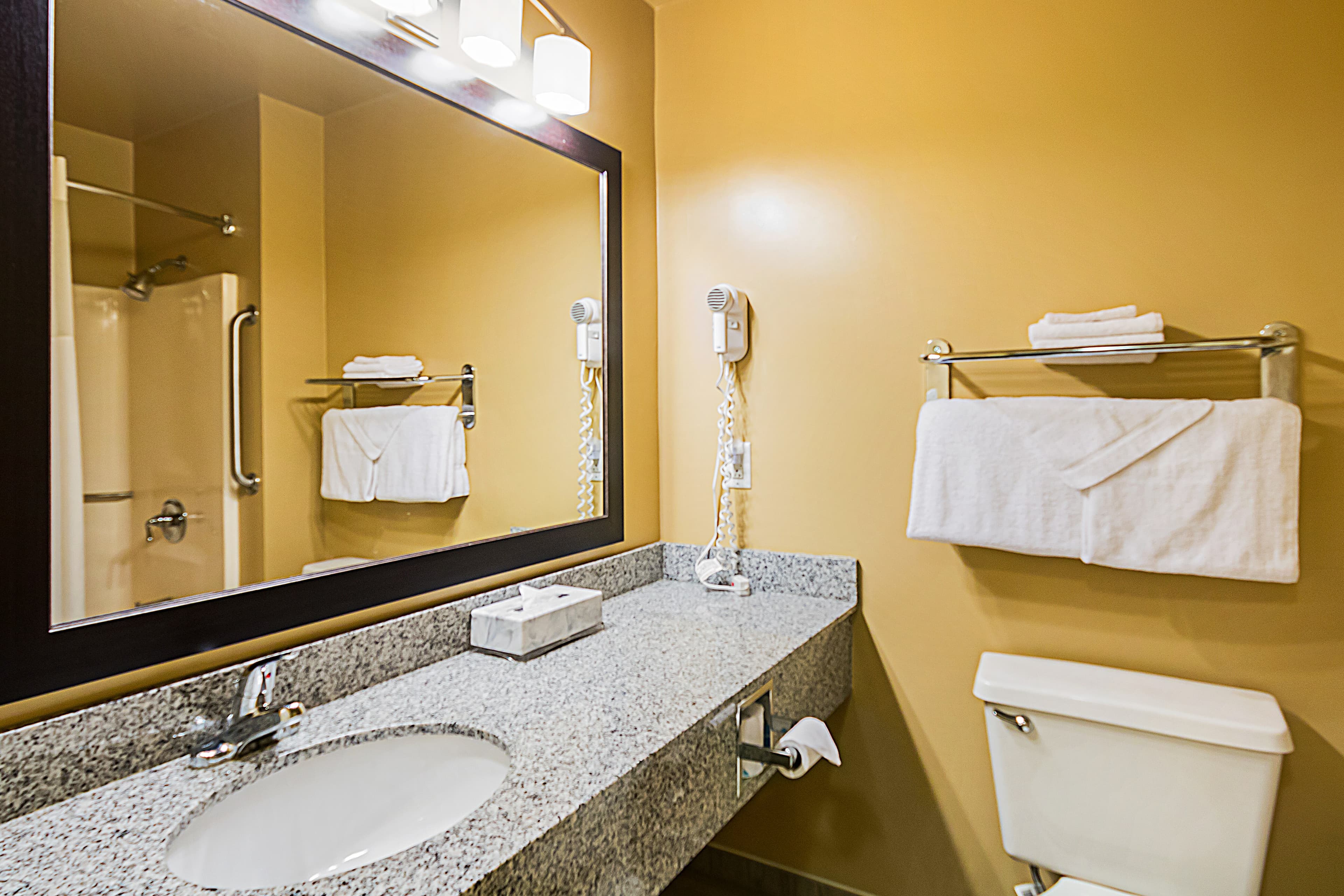 Quality Inn Fairmont — 16