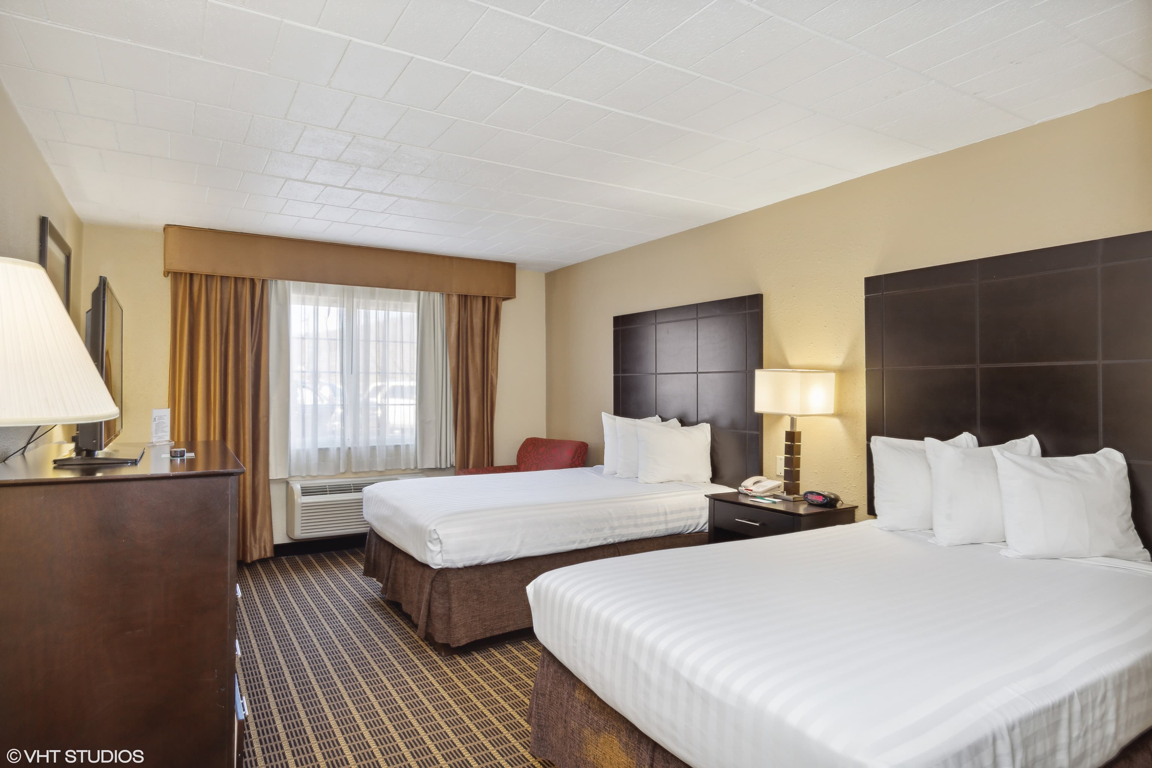 Quality Inn & Suites Morgantown - University Area - Image 3