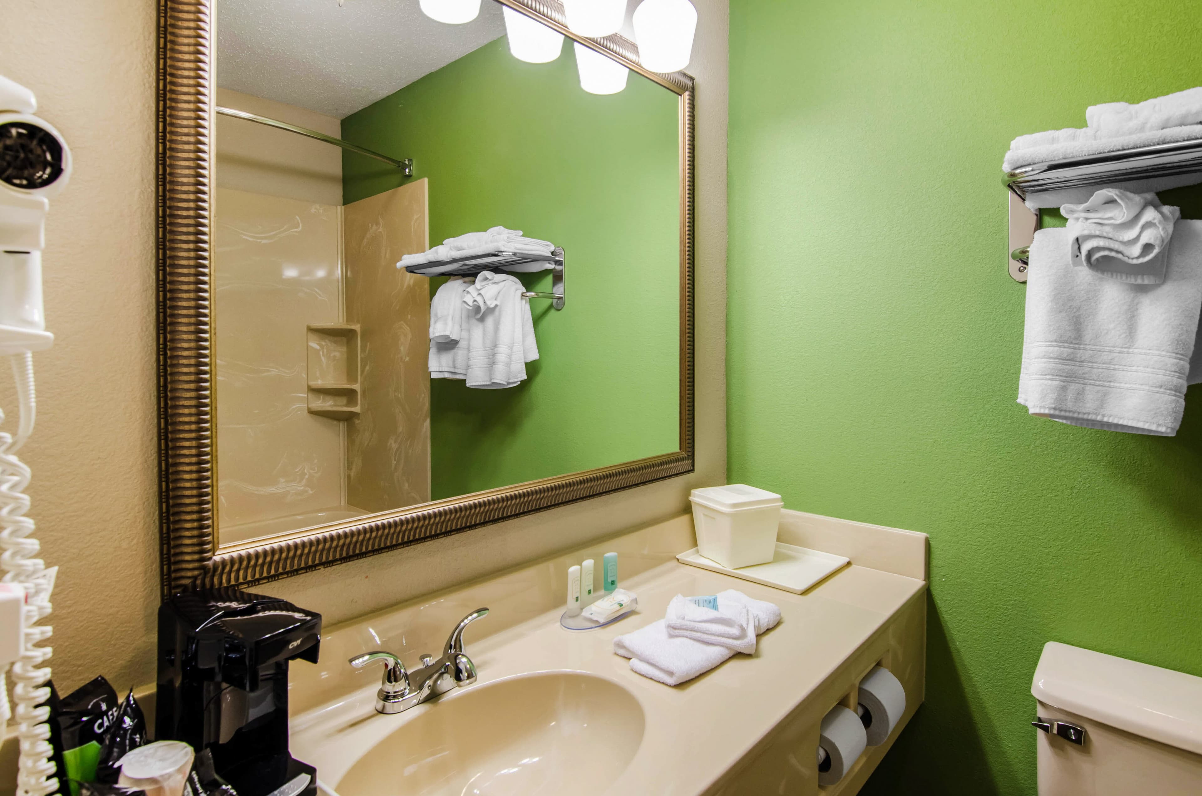 Quality Inn Summersville - New River Area — 6