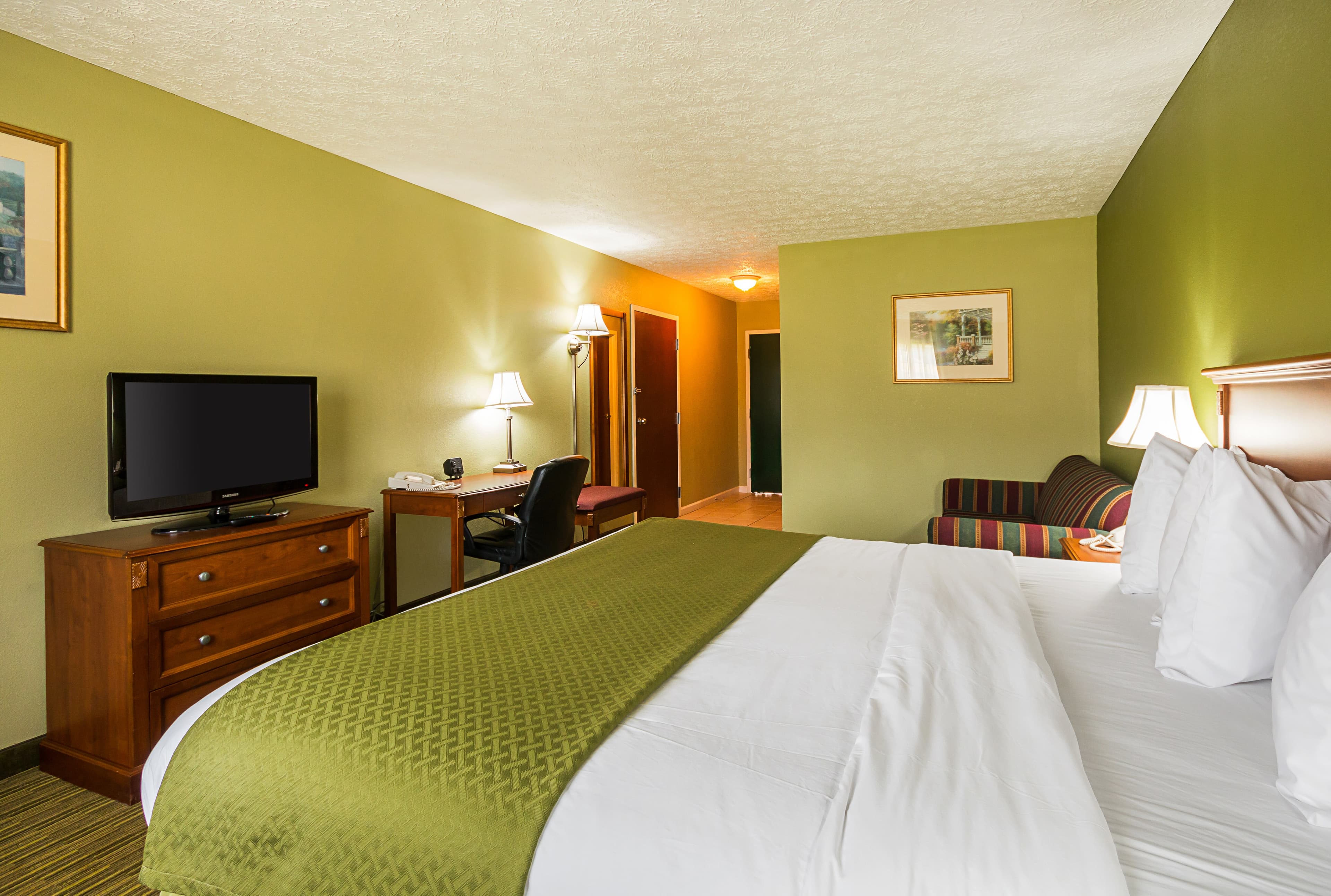 Quality Inn Weston — 15