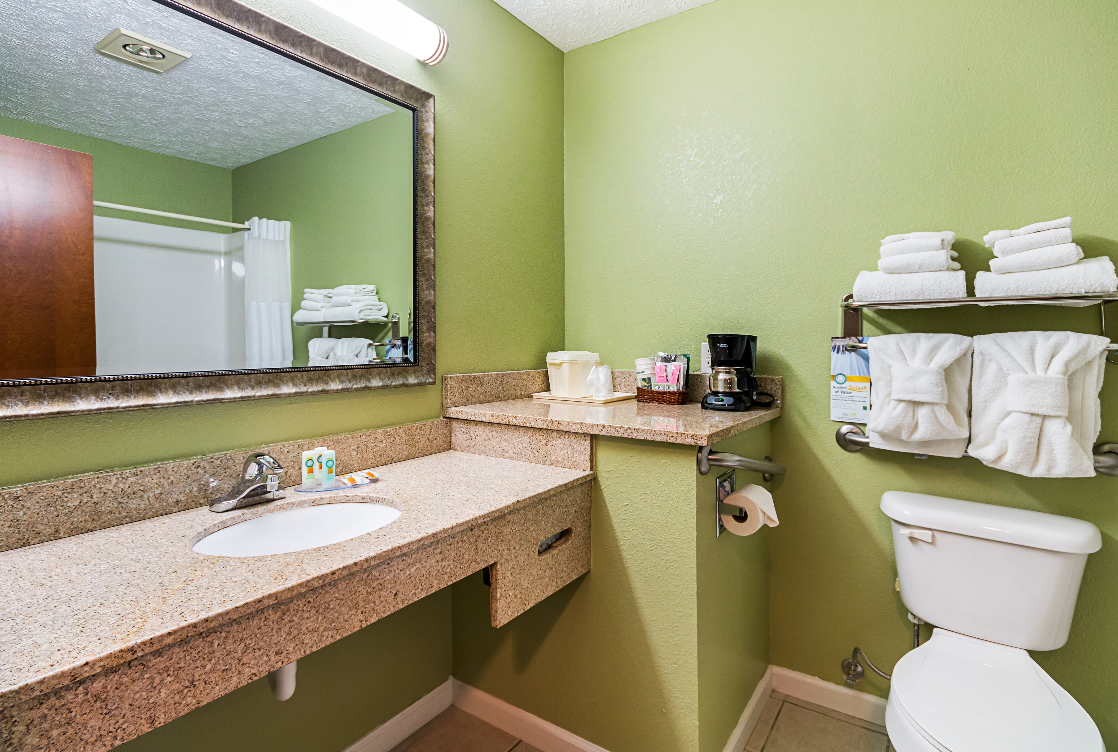 Quality Inn Weston — 17