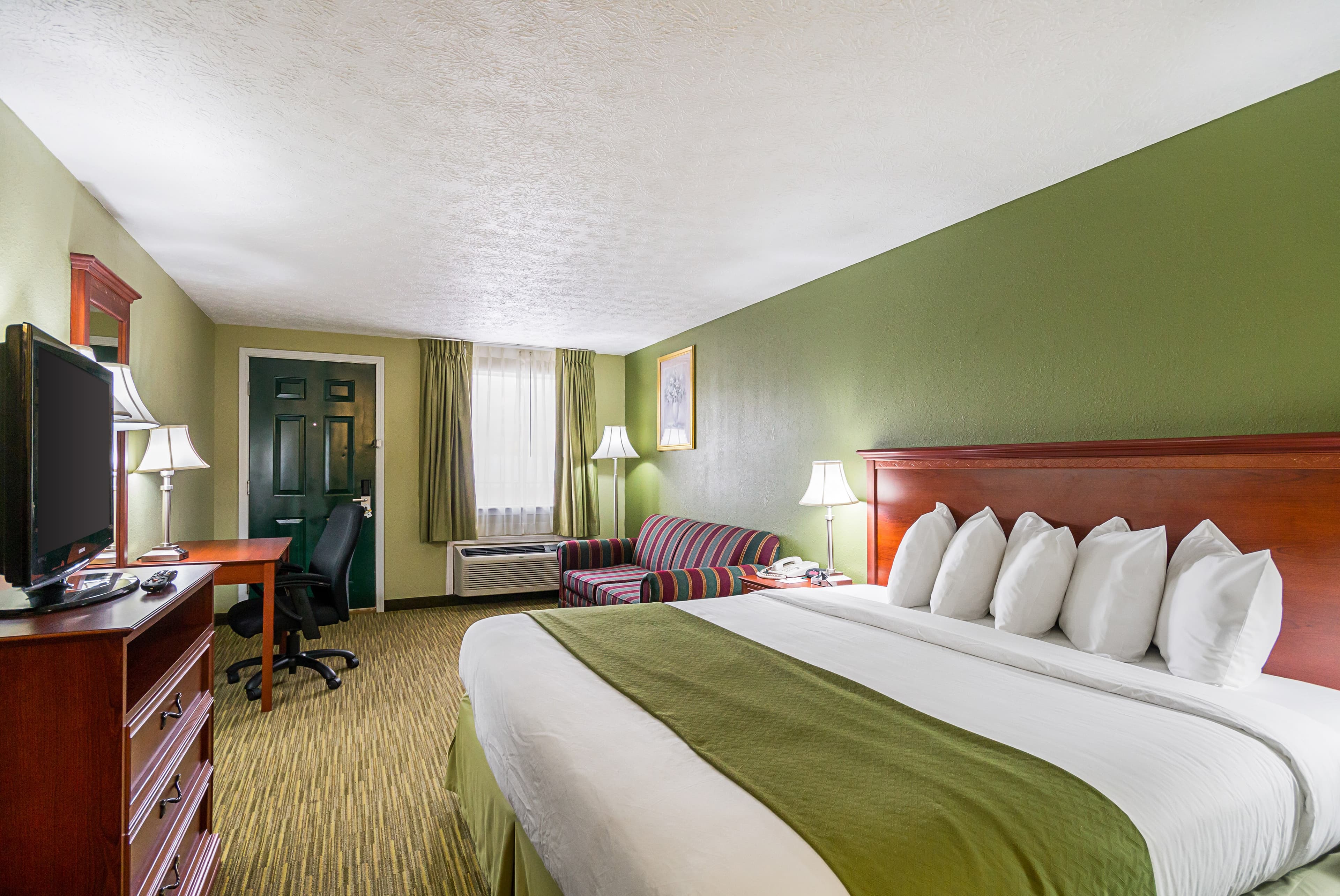 Quality Inn Weston — 18