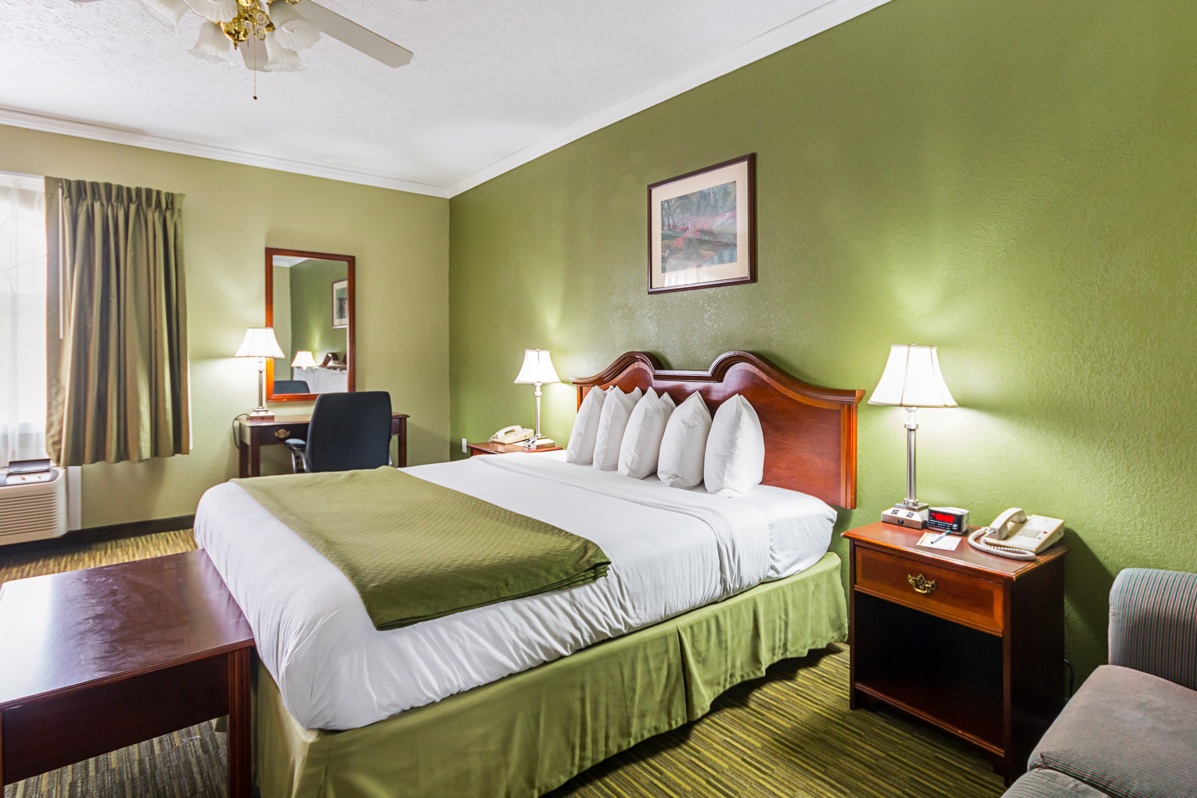 Quality Inn Weston — 6