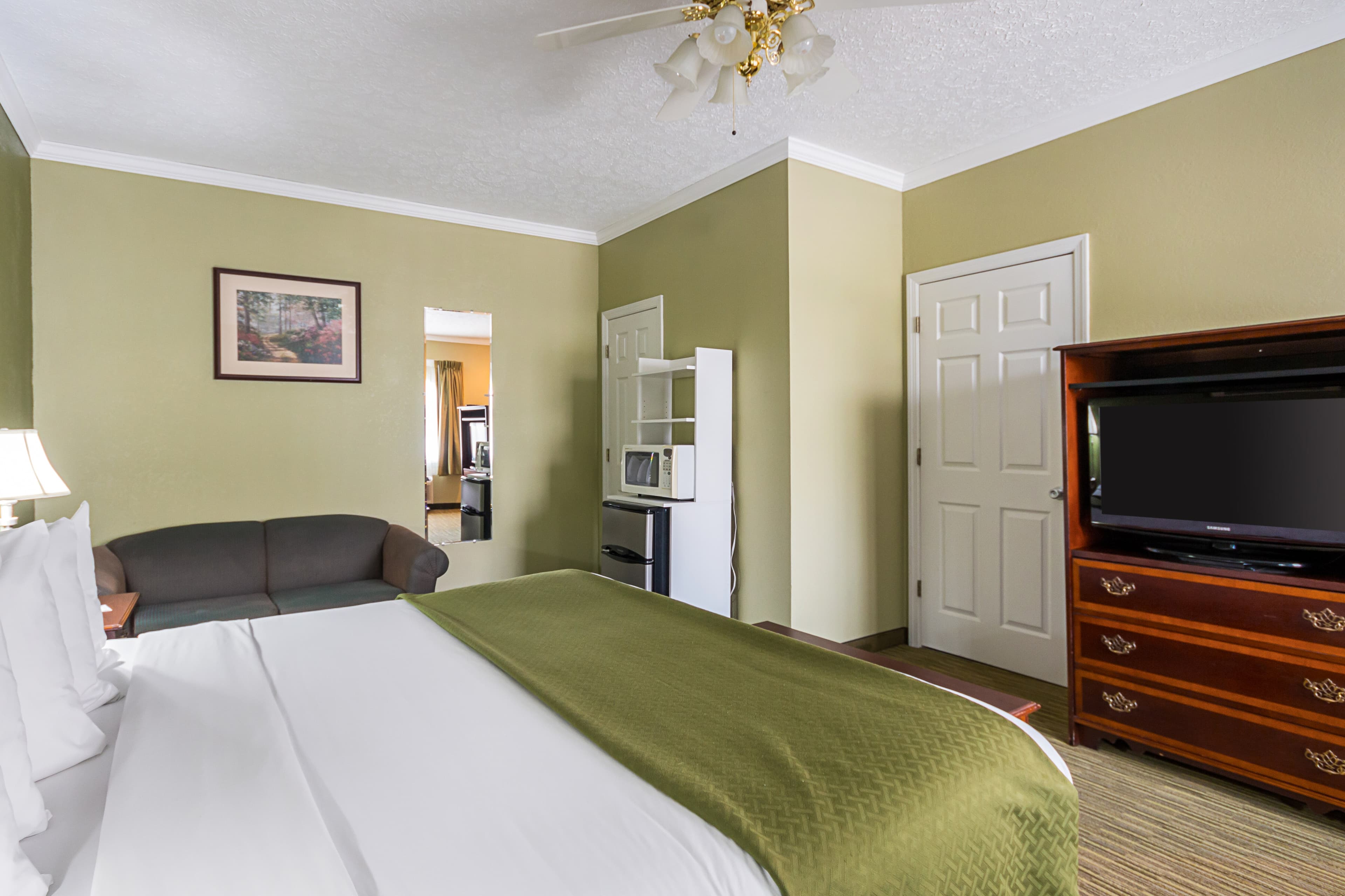 Quality Inn Weston — 7