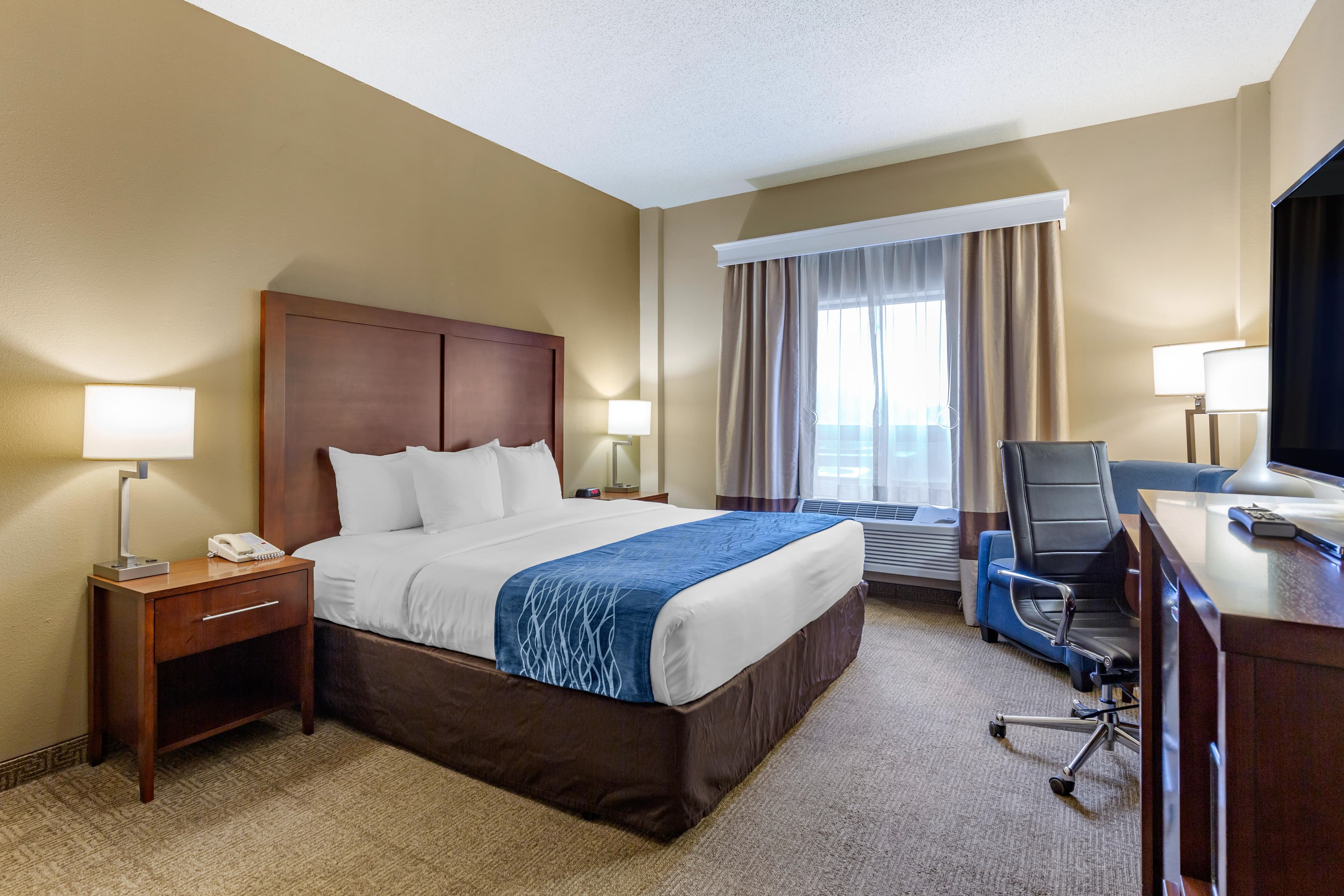 Comfort Inn Aikens Center — 18
