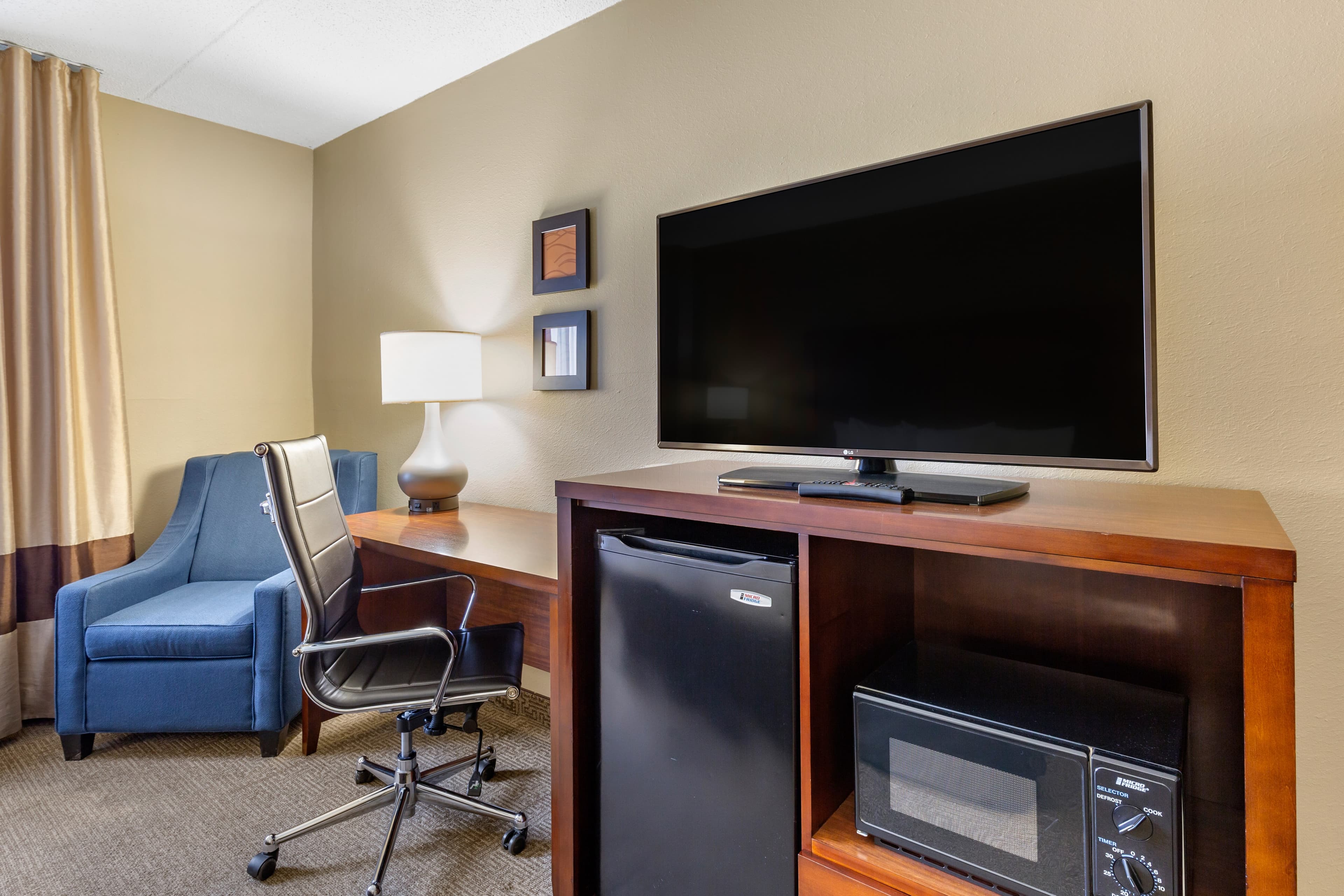 Comfort Inn Aikens Center - Image 3