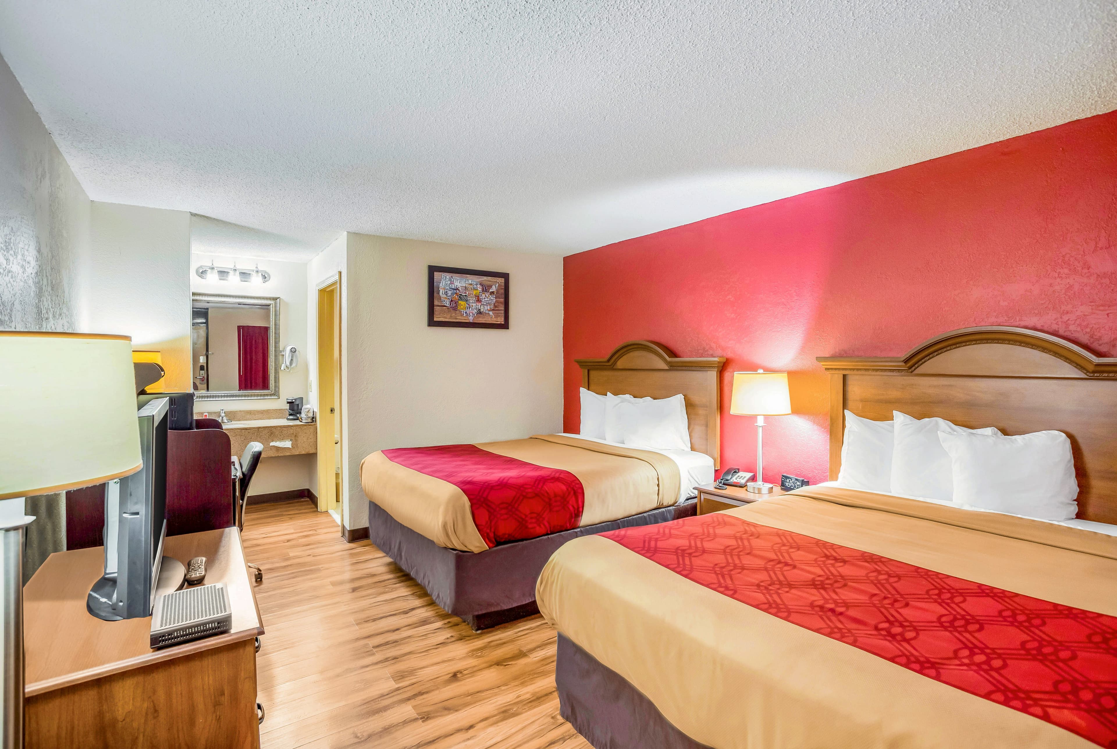 Econo Lodge Huntington - Barboursville University Area — 14