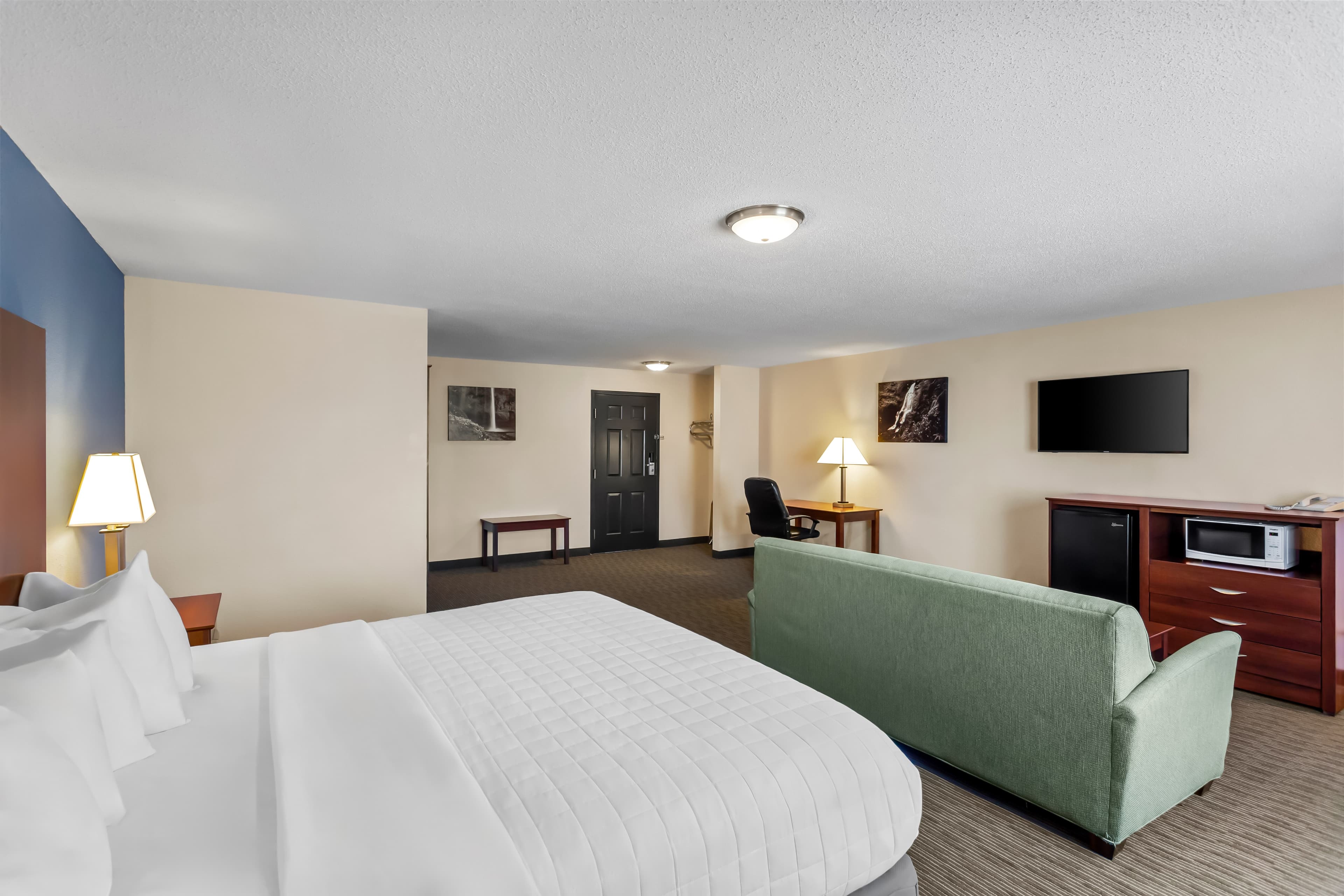 Rodeway Inn - Image 4