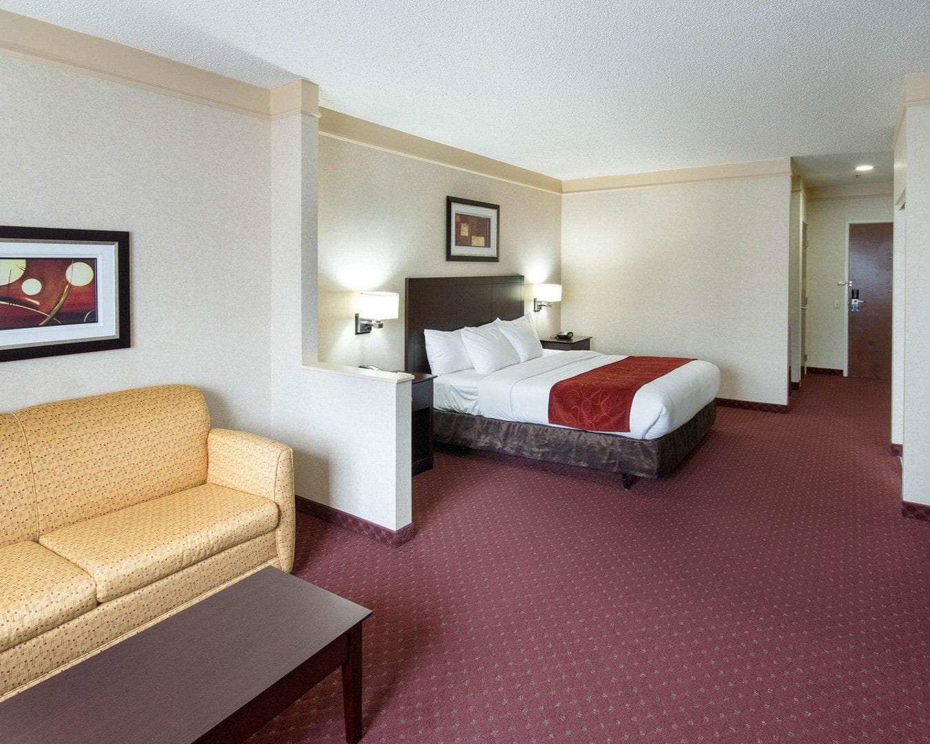Comfort Suites Parkersburg South — 6