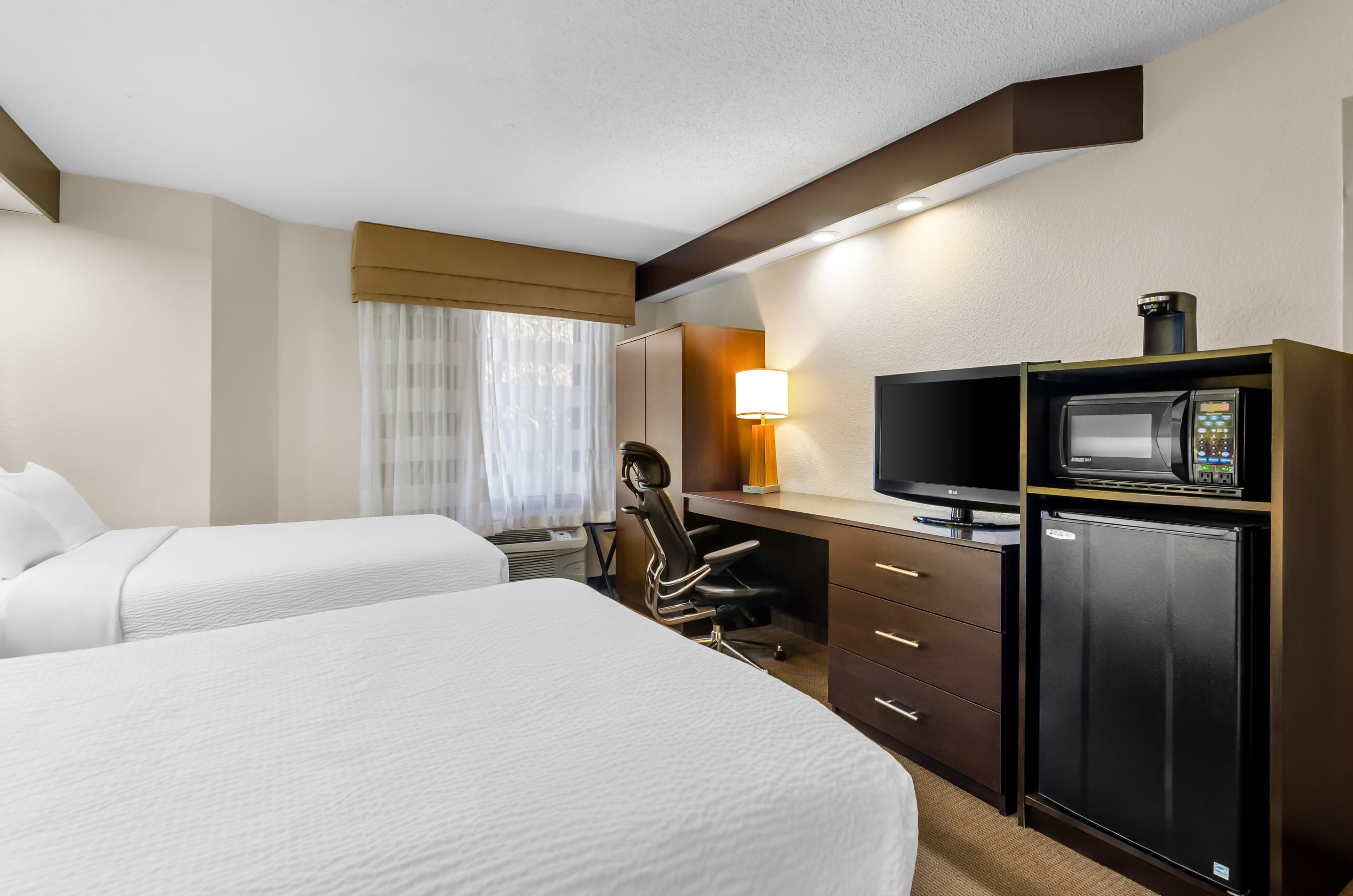 Sleep Inn Beaver- Beckley - Image 3