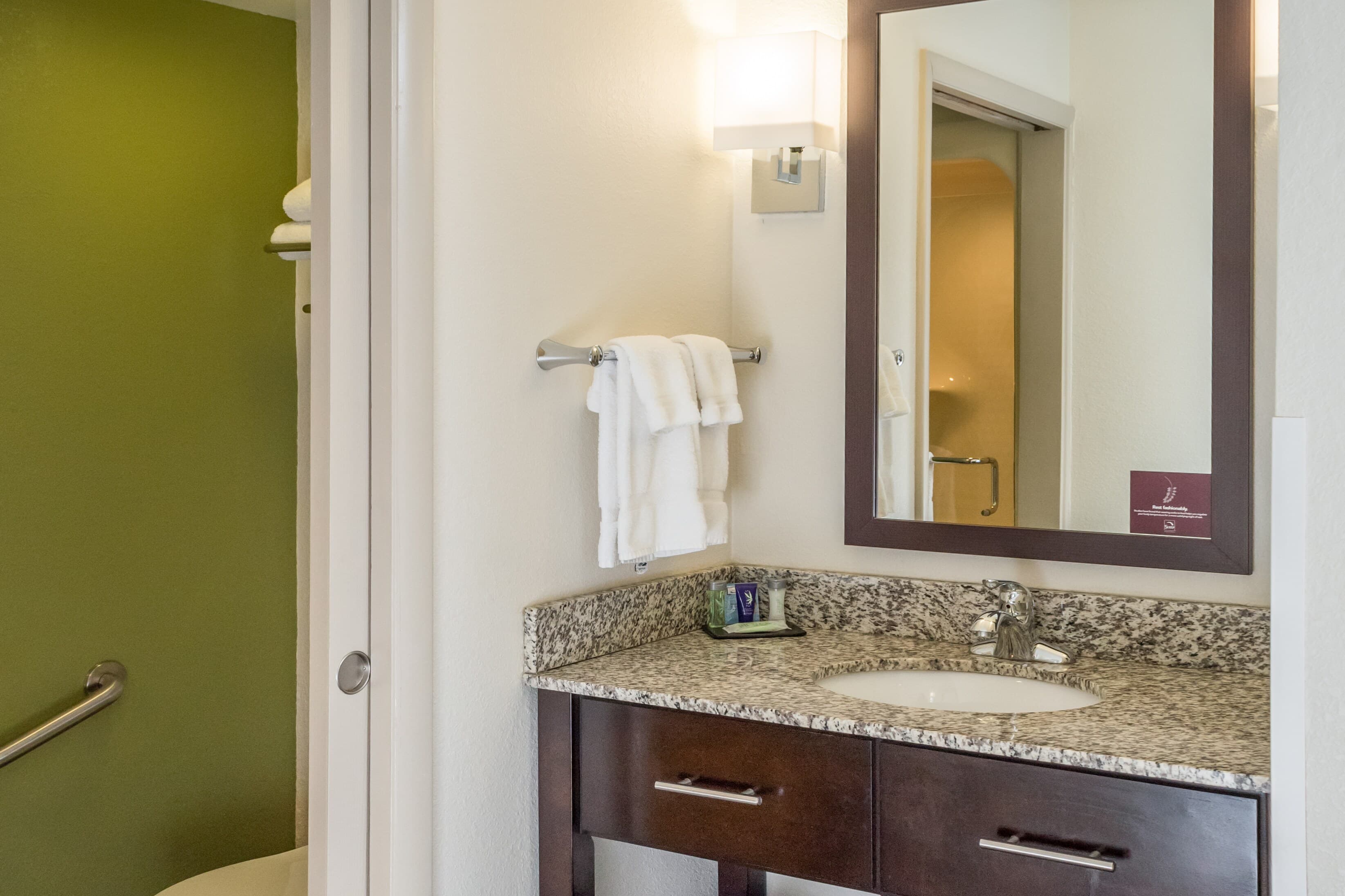 Sleep Inn & Suites Cross Lanes - South Charleston — 8