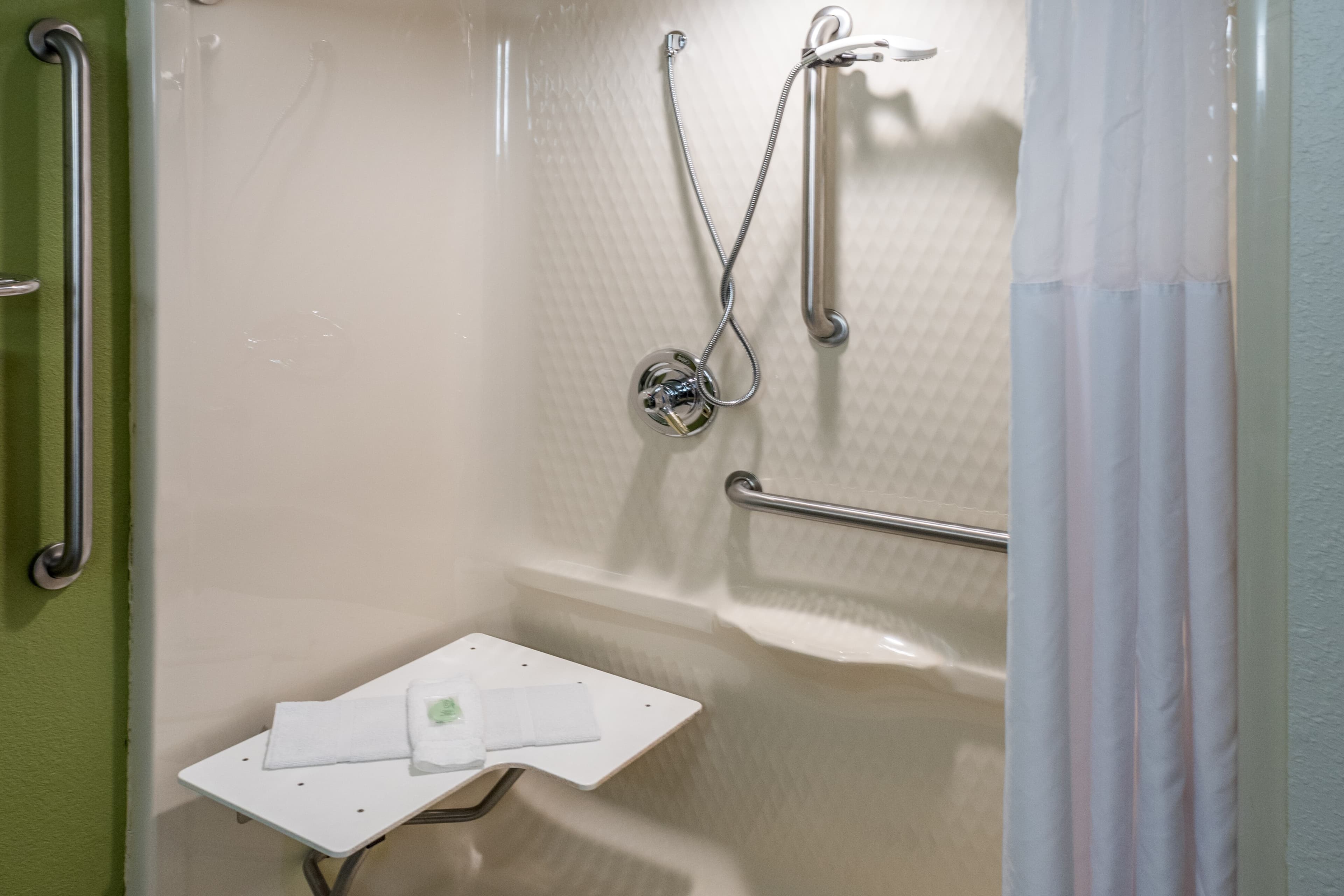 Sleep Inn & Suites Cross Lanes - South Charleston — 14