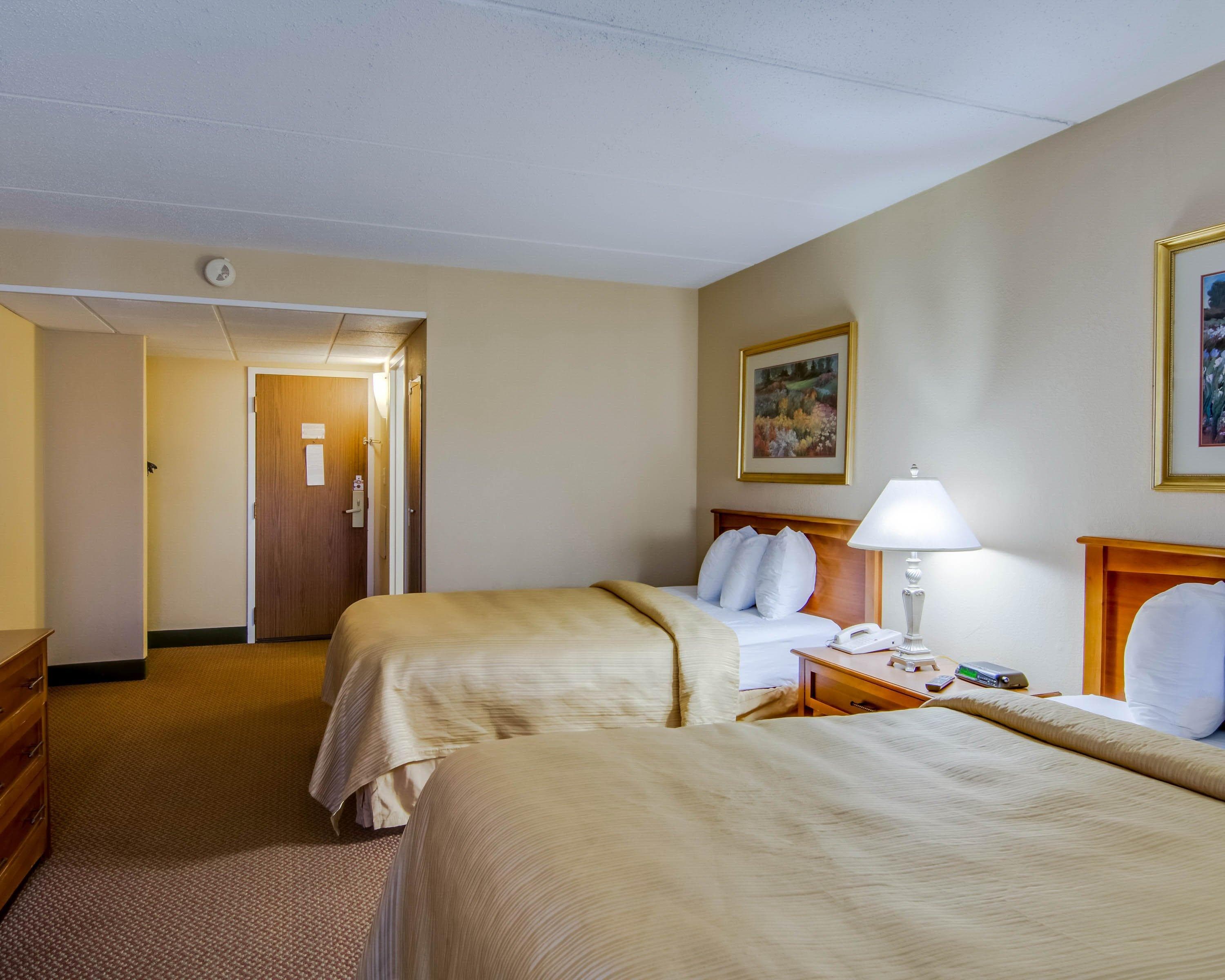 Quality Hotel and Conference Center Bluefield - Image 5