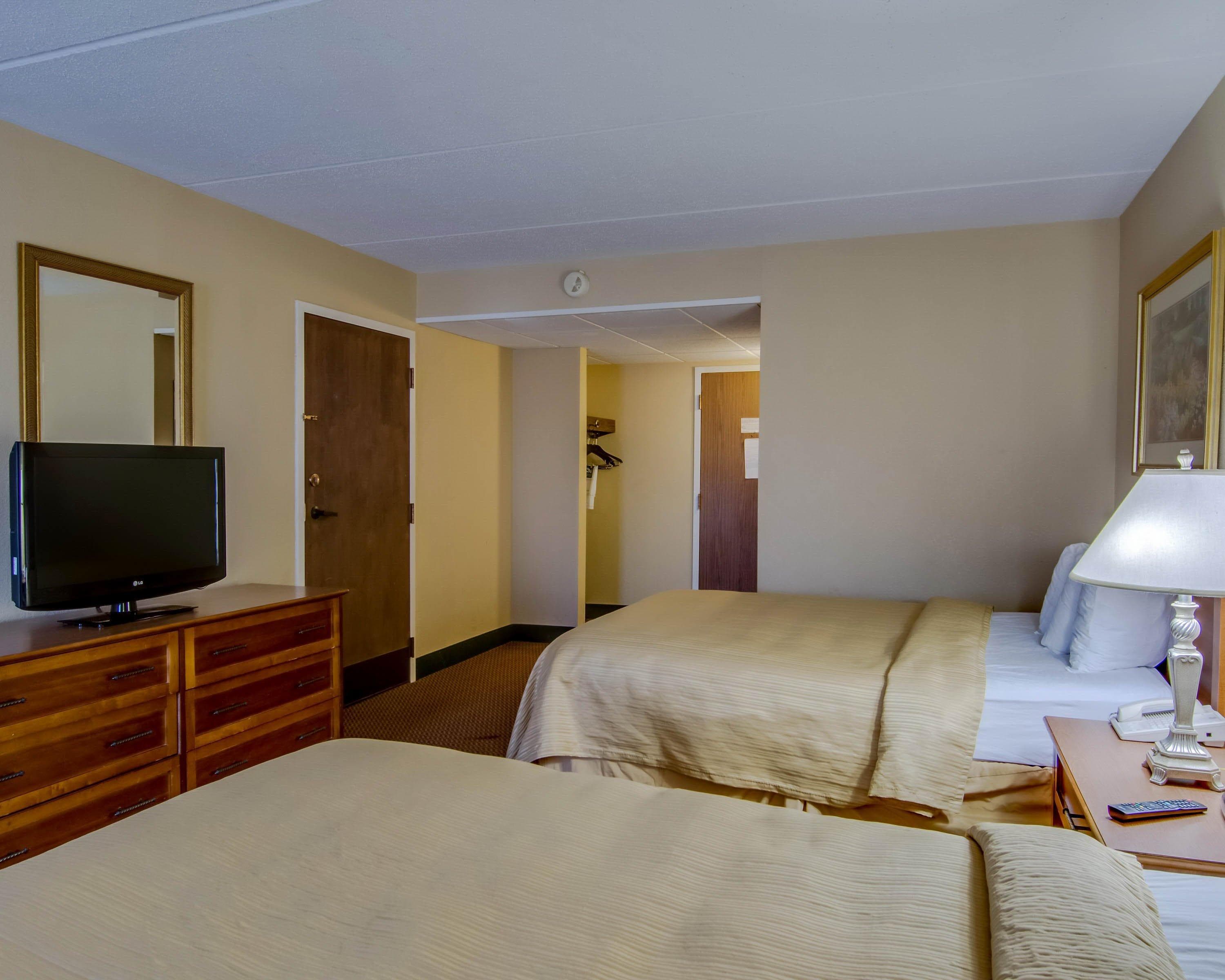 Quality Hotel and Conference Center Bluefield — 6