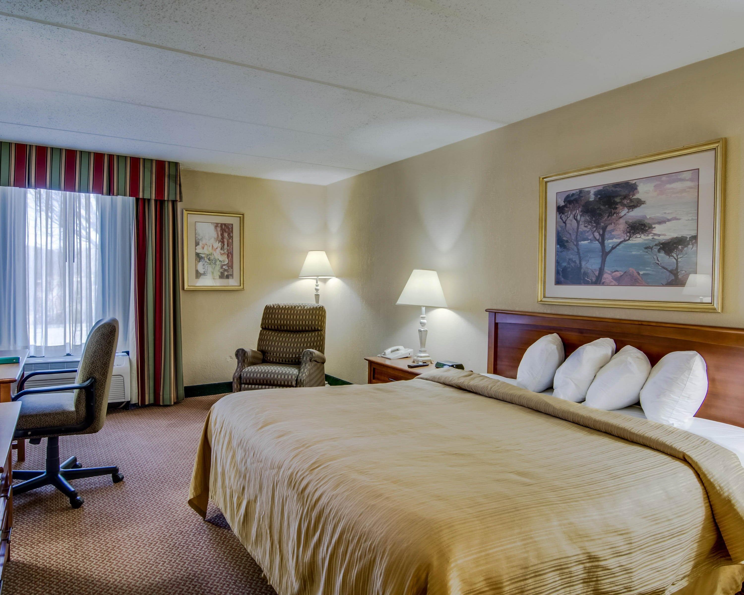 Quality Hotel and Conference Center Bluefield - Image 1