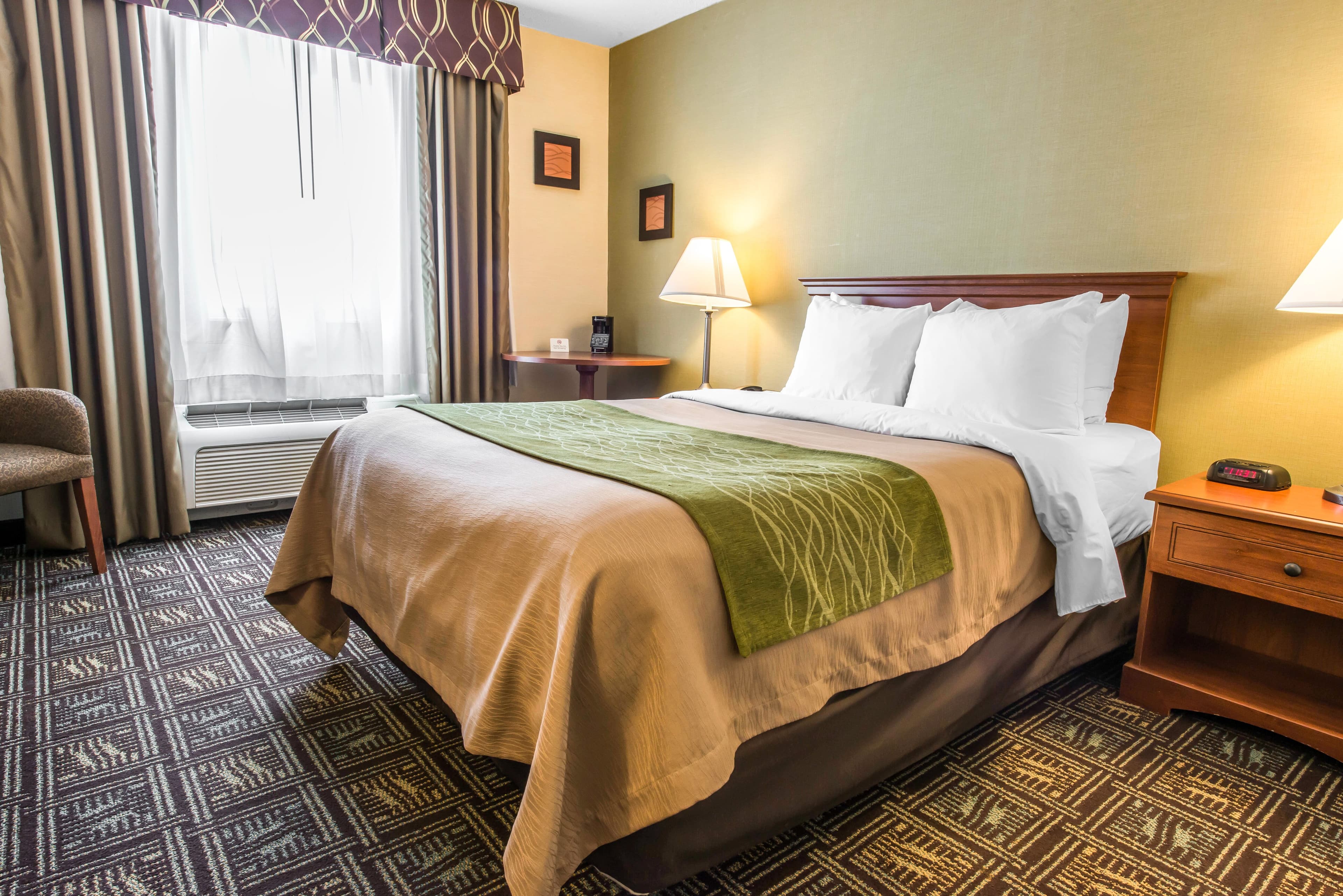 Comfort Inn Weirton - Steubenville - Image 2