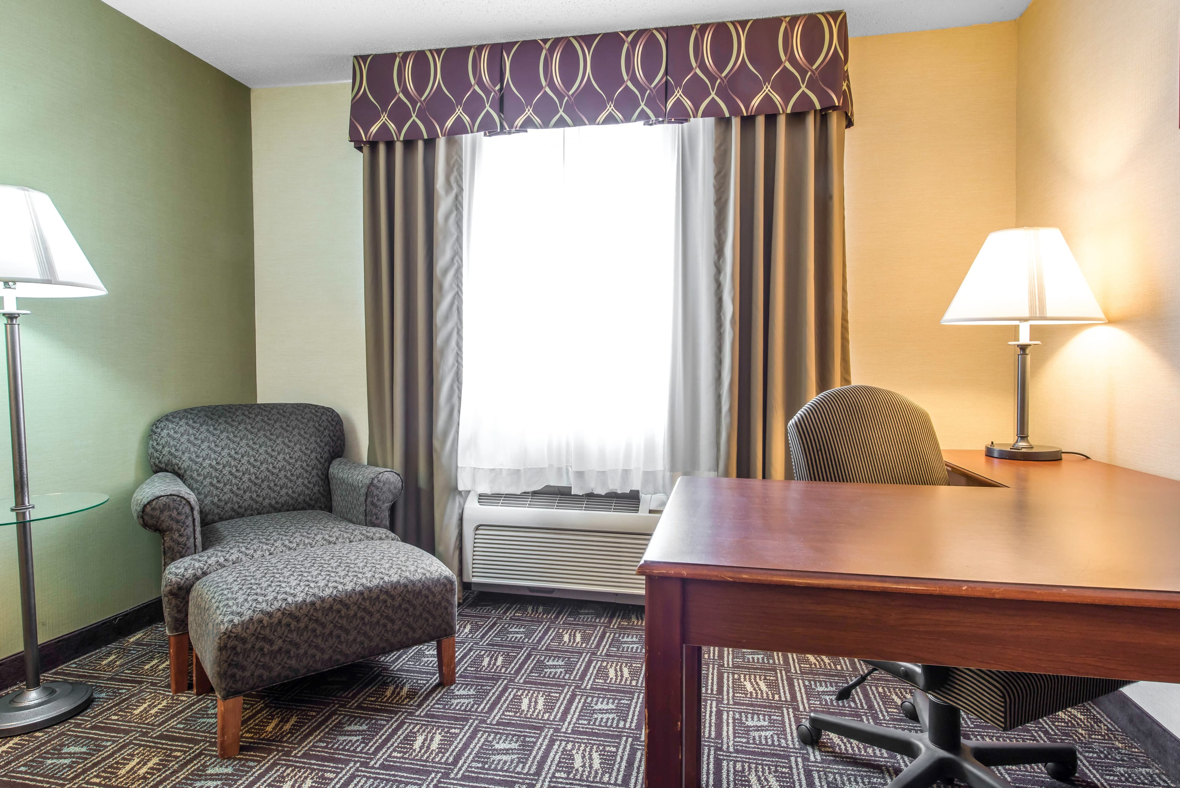 Comfort Inn Weirton - Steubenville — 15