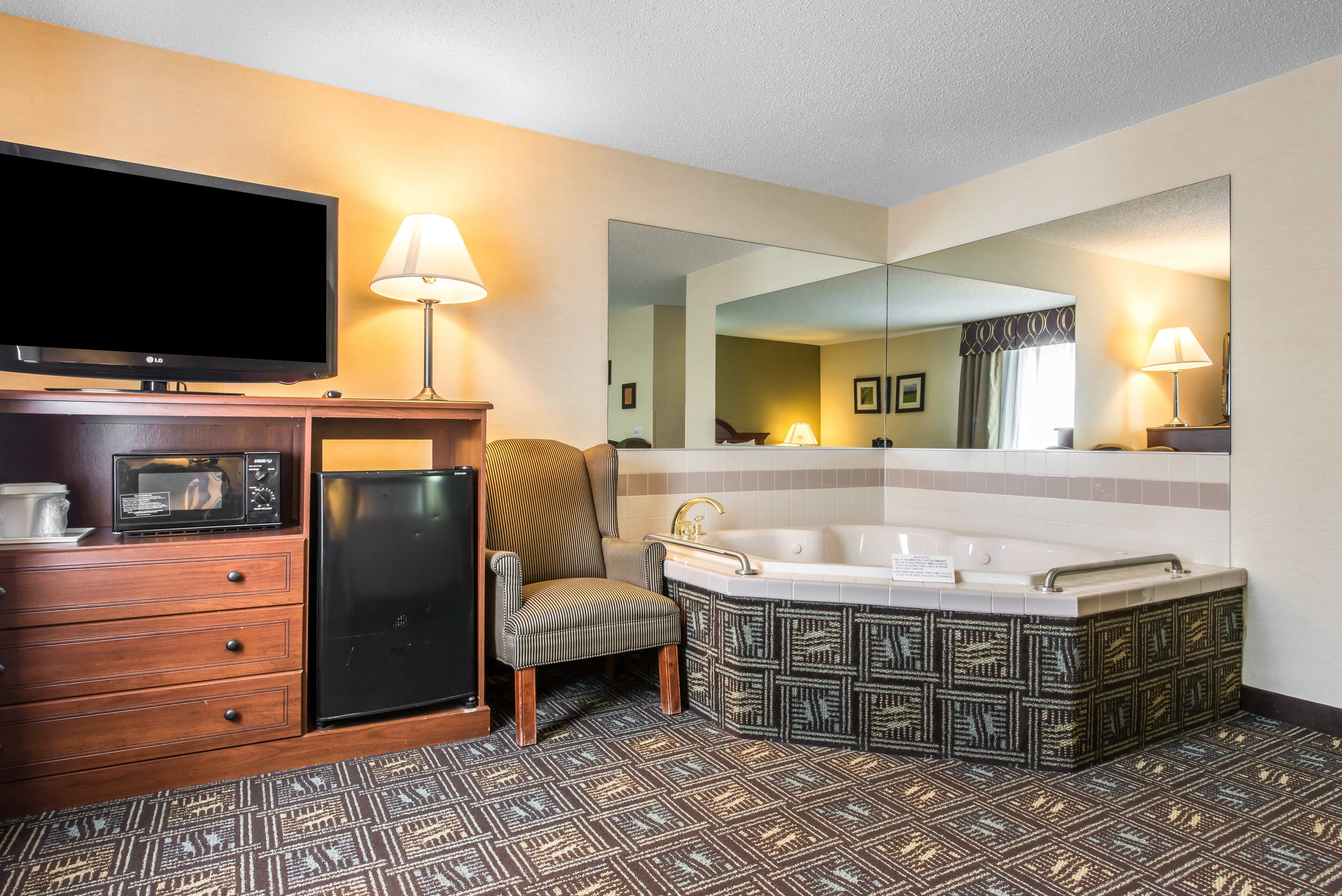 Comfort Inn Weirton - Steubenville — 23