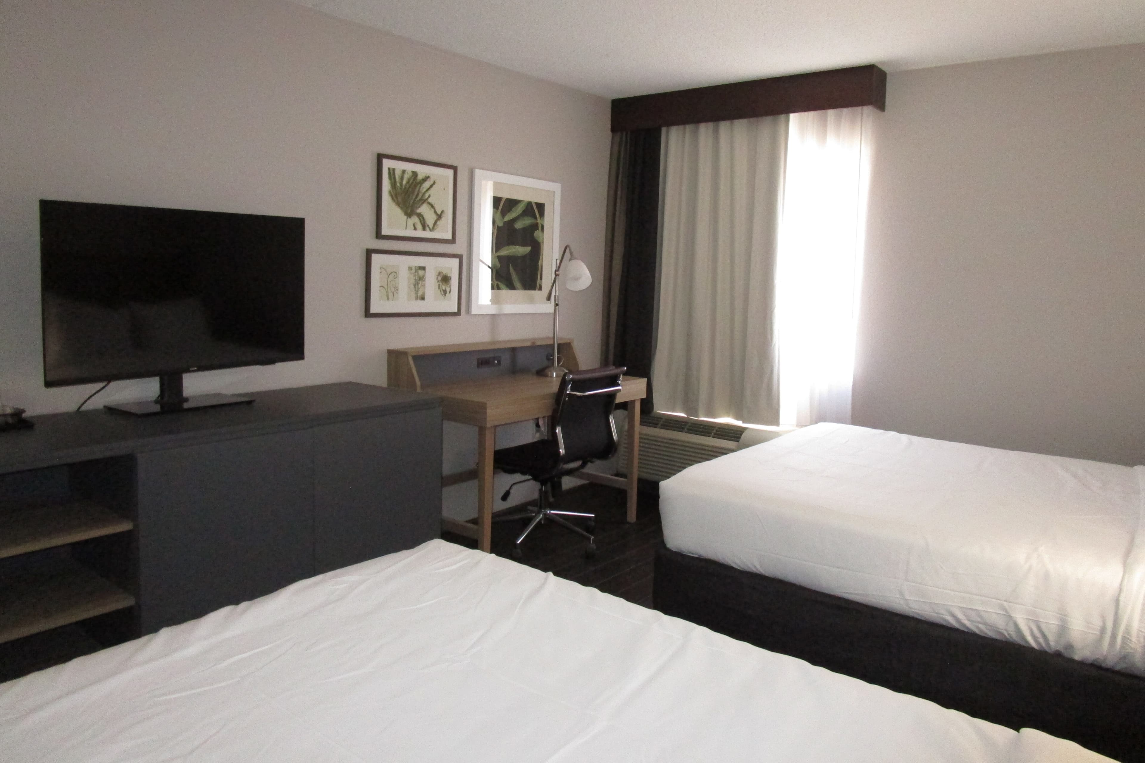 Country Inn & Suites by Radisson, Dunbar - Charleston — 11