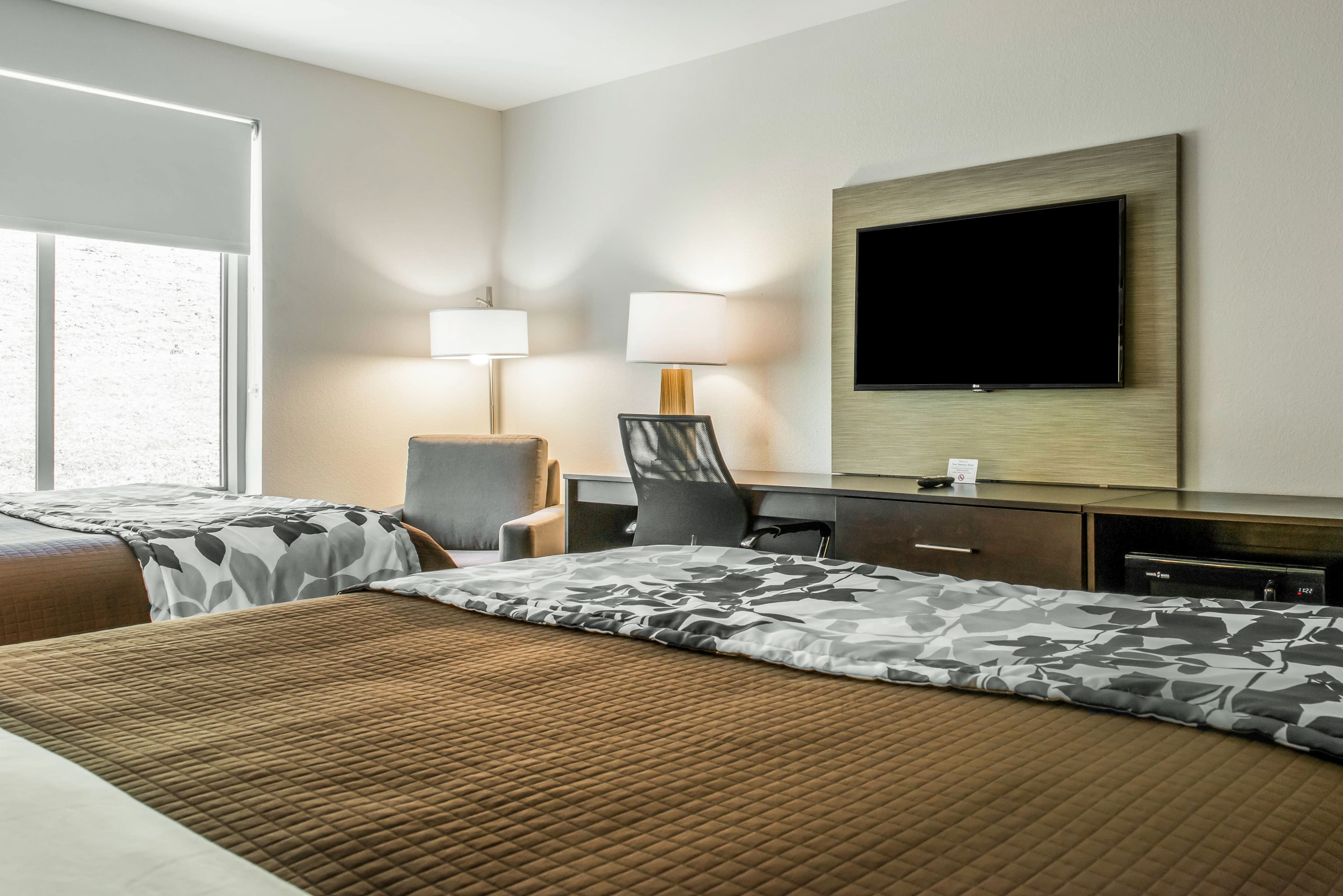 Sleep Inn Ellenboro Hwy 50 — 12