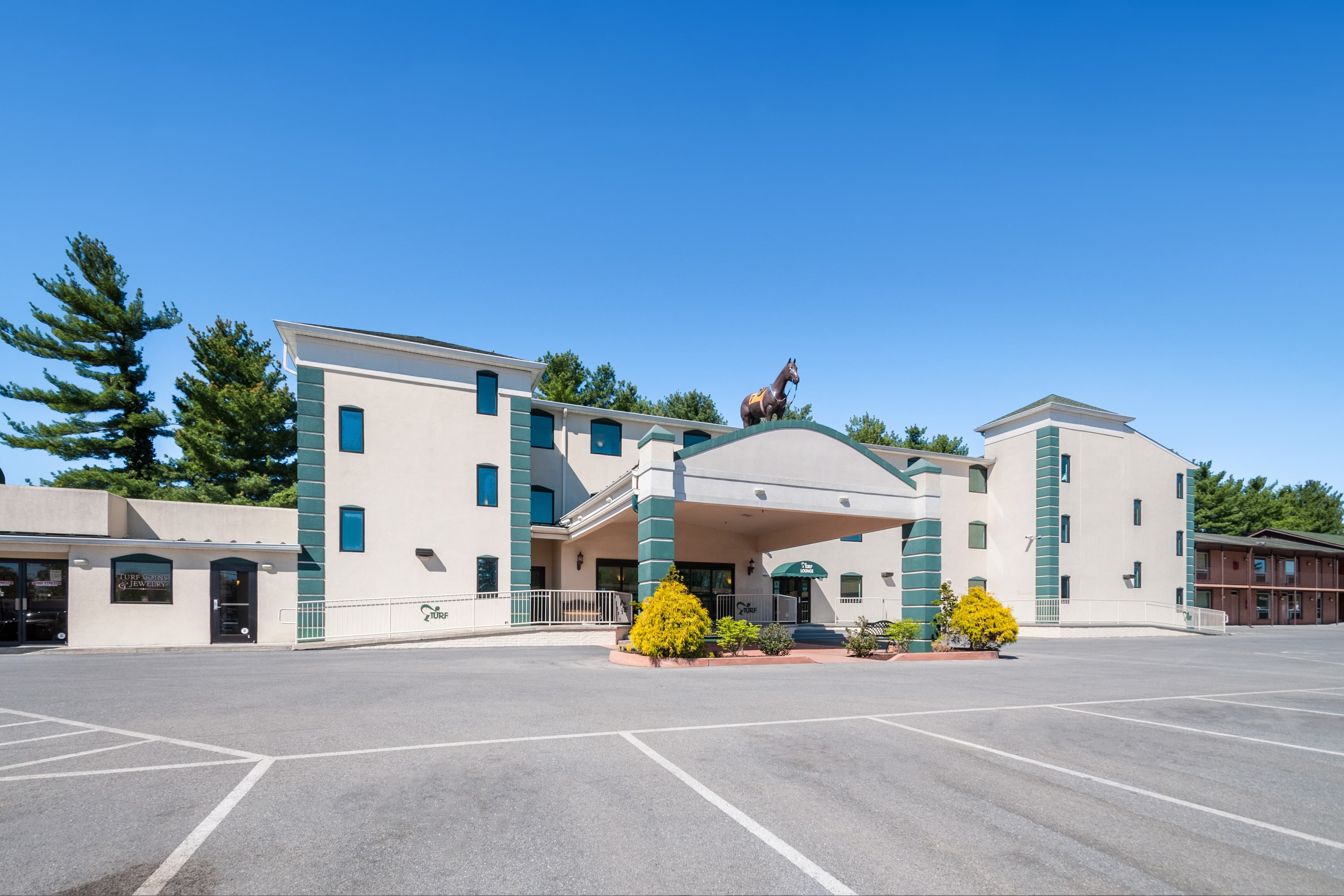 Rodeway Inn & Suites Charles Town - Image 1